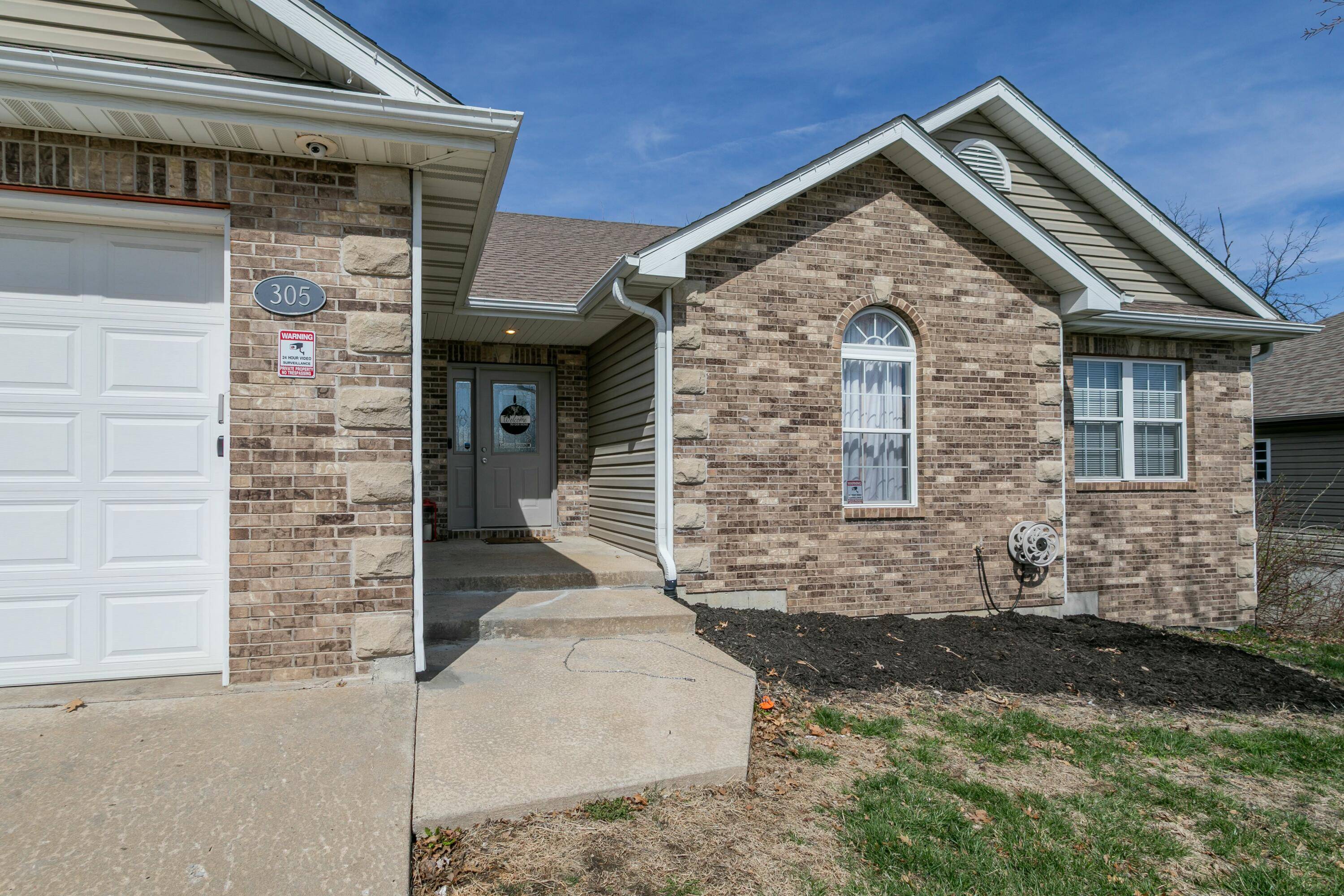 Columbia, MO 65202,305 Macaw DR