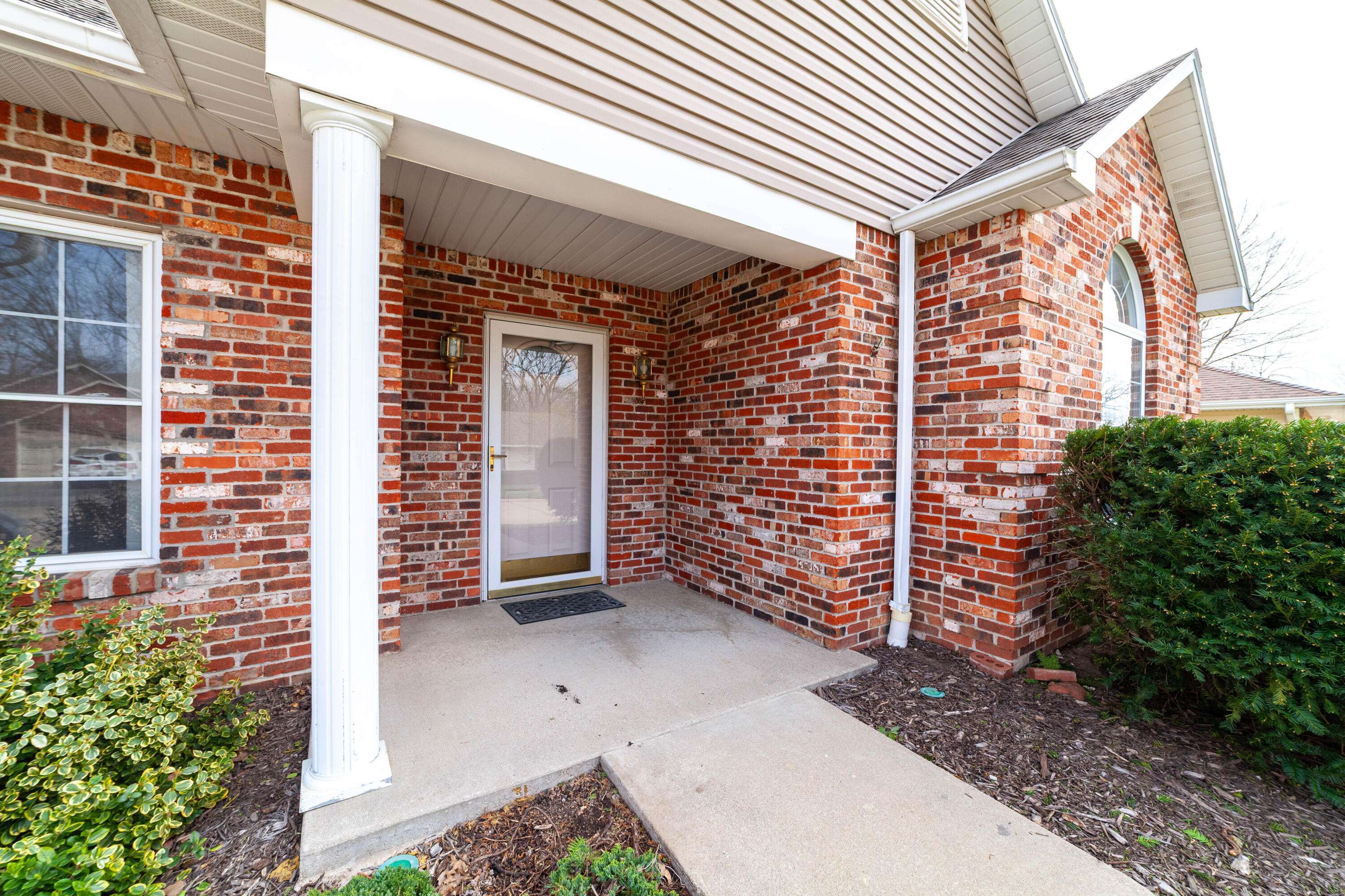 Columbia, MO 65203,502 Grampian DR