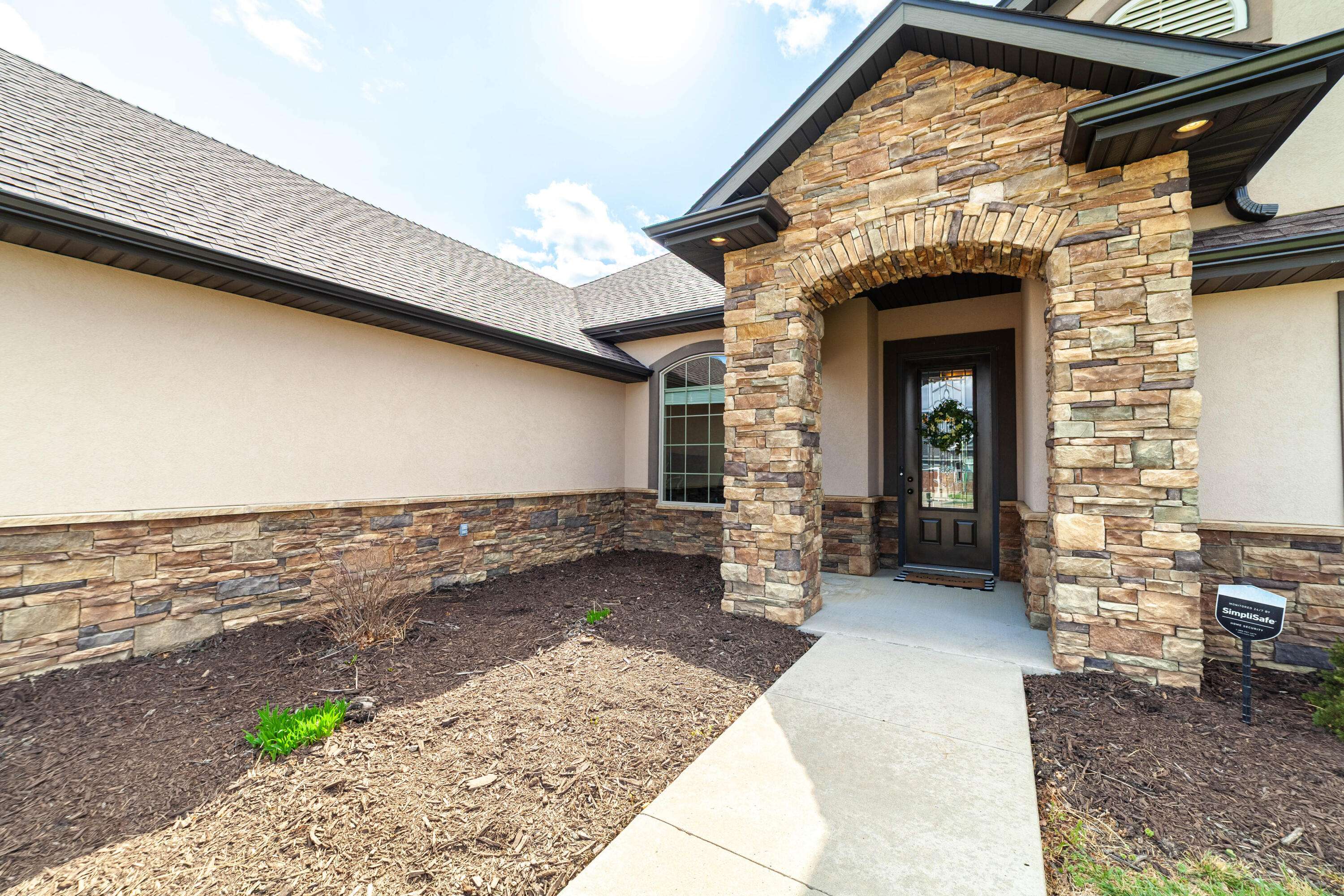 Columbia, MO 65201,2107 Domain hill CT