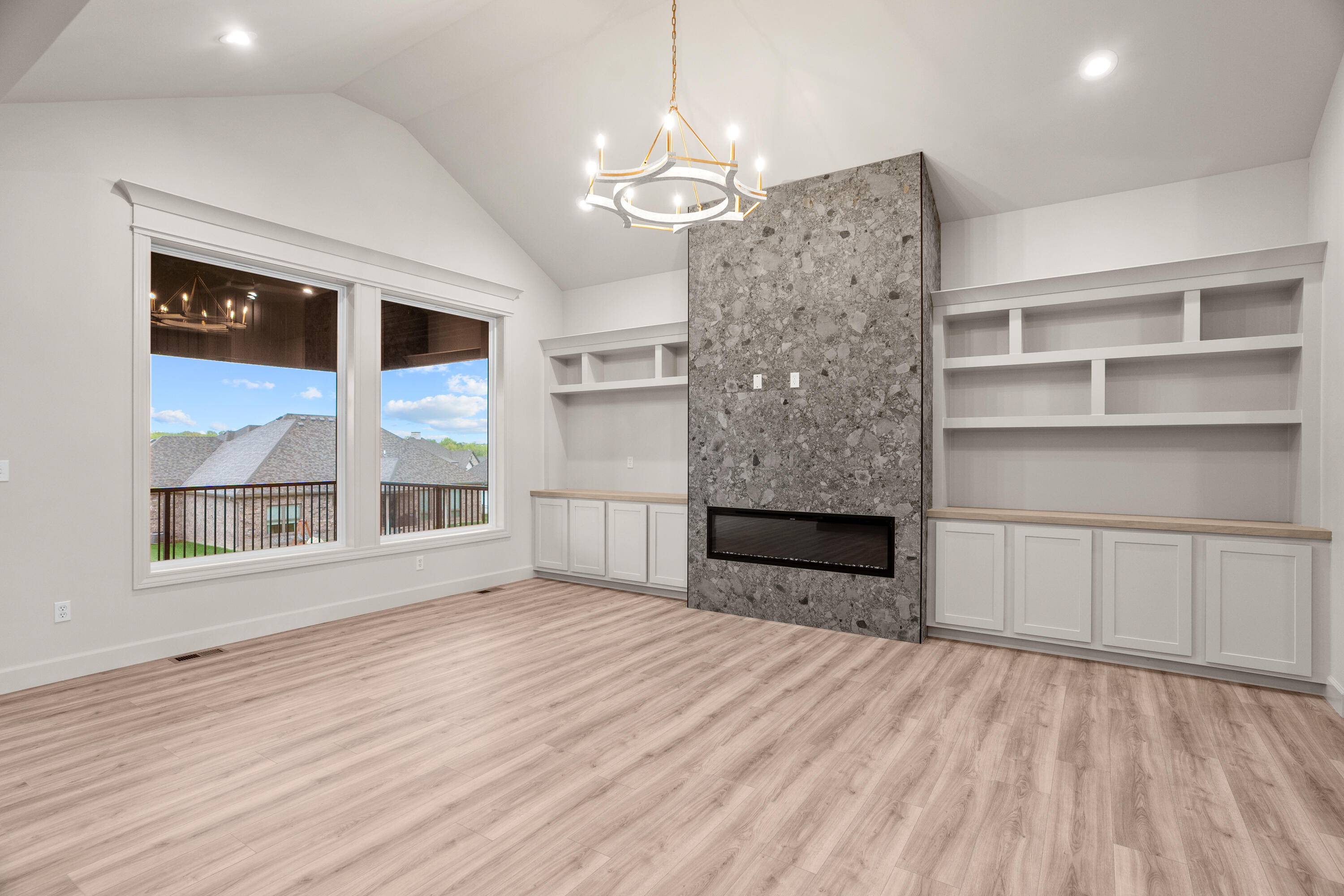 Columbia, MO 65201,1004 Caymus CT
