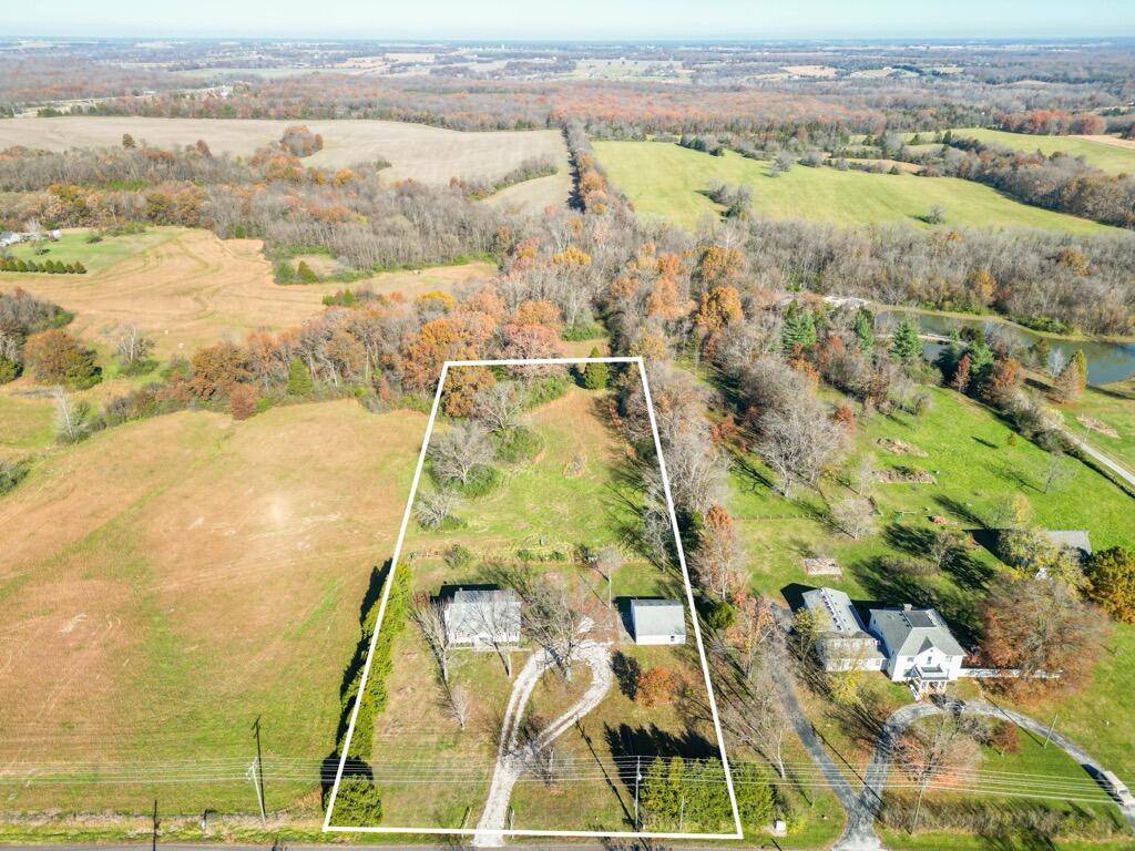 Fulton, MO 65251,751 E St eunice RD