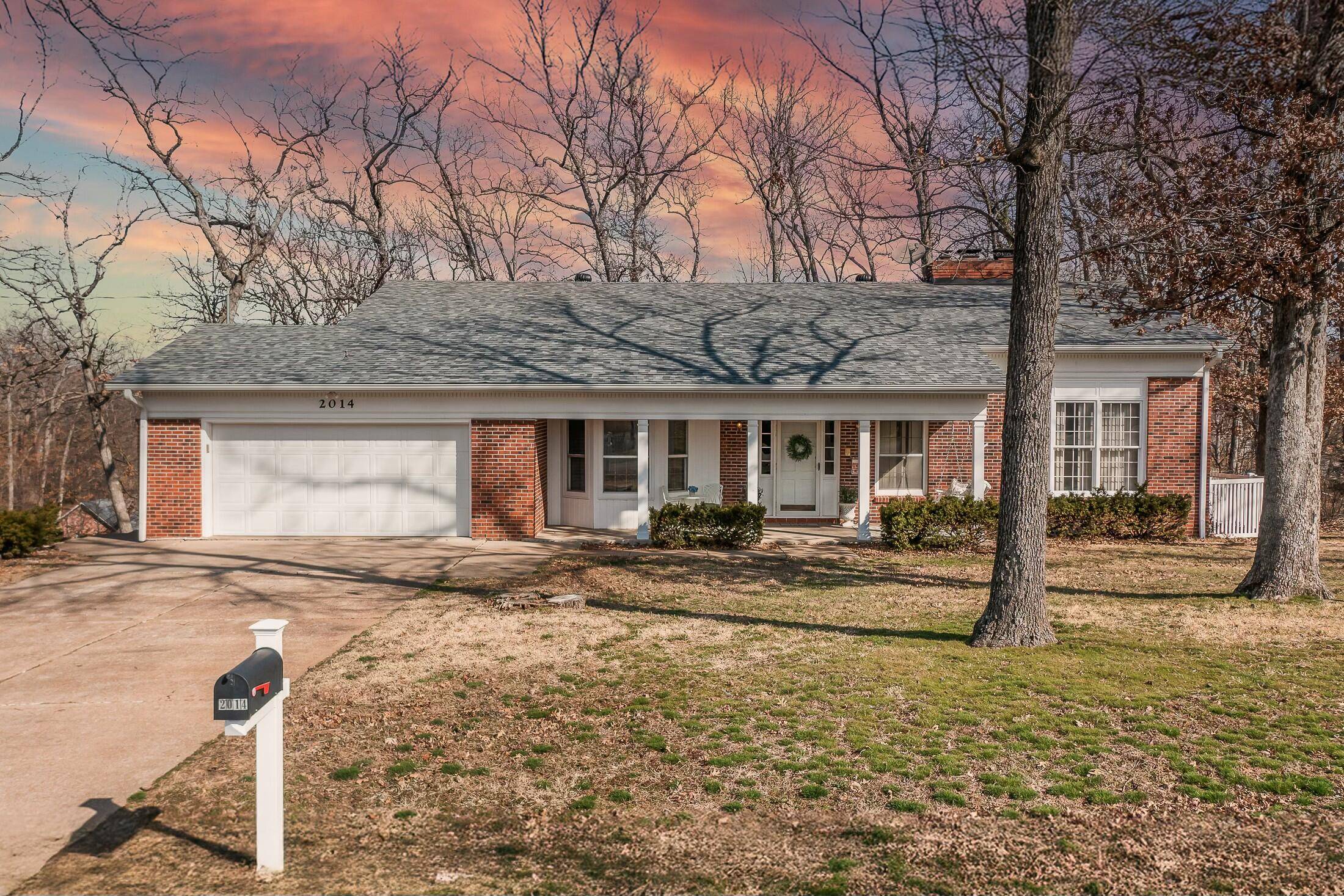 Jefferson City, MO 65101,2014 W Edgewood DR