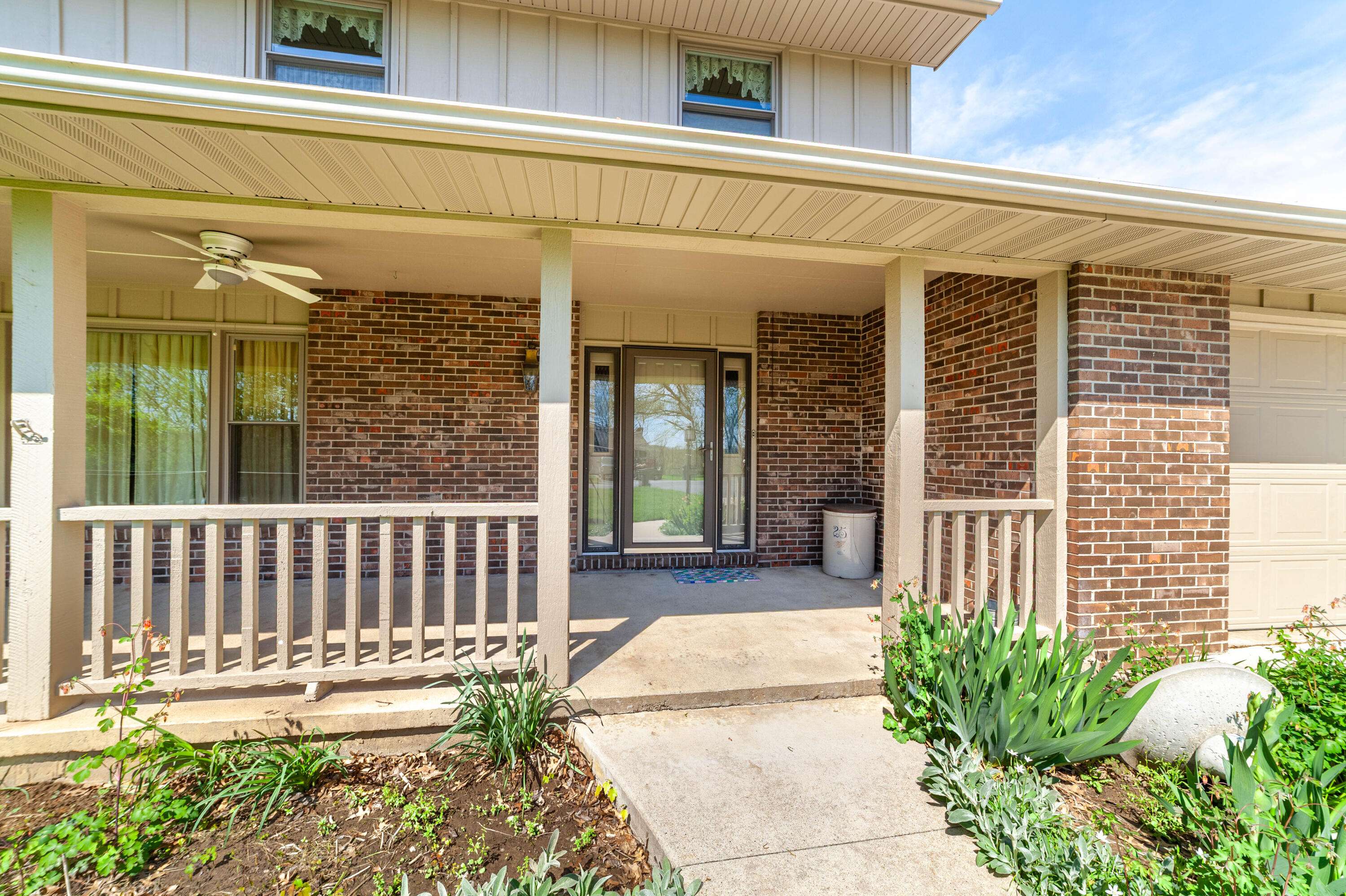Columbia, MO 65203,3021 S Maple bluff DR