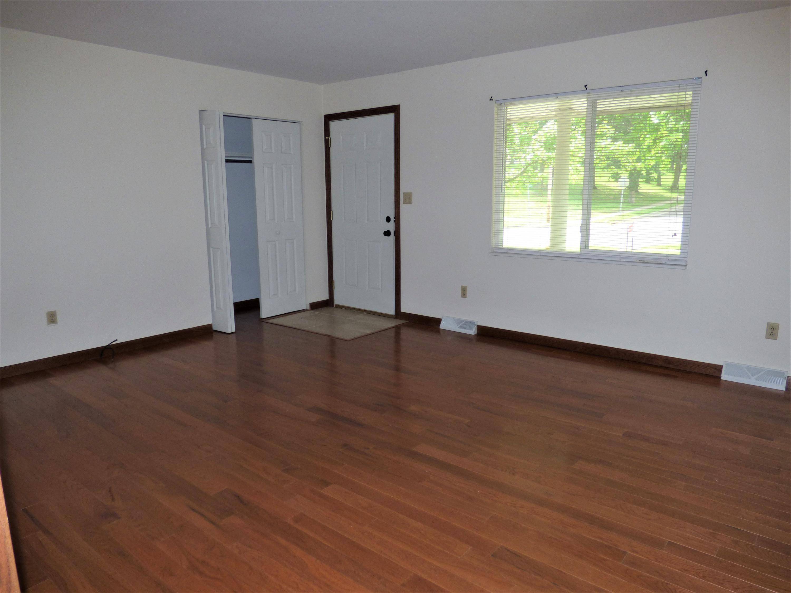 Columbia, MO 65203,814 S Fairview RD #SIDE A