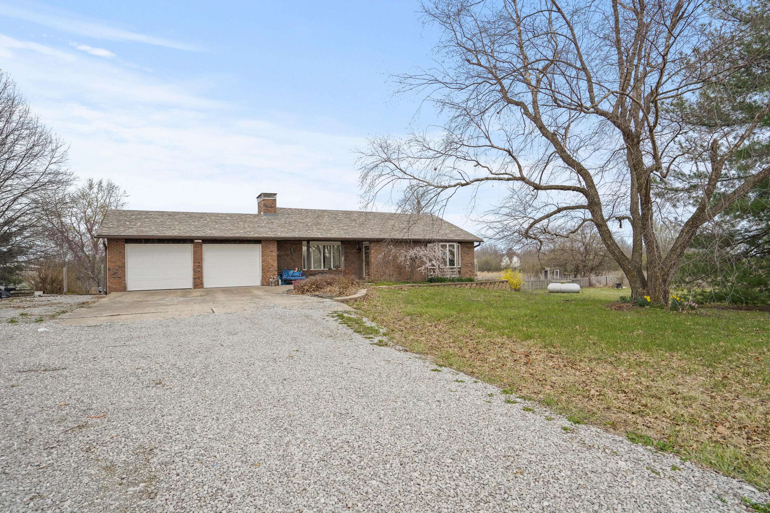 Columbia, MO 65201,8851 E Highway ab