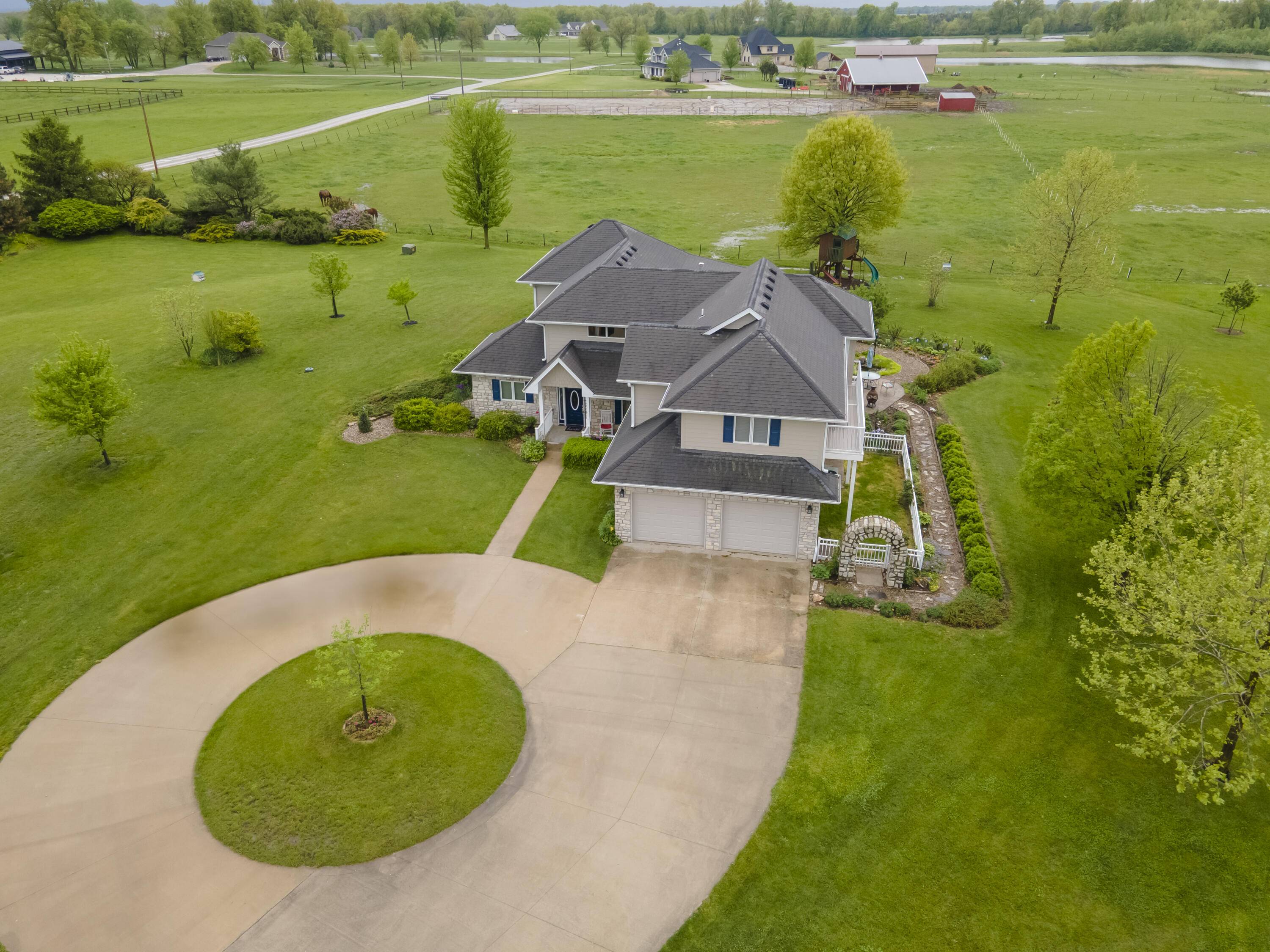 Columbia, MO 65201,9450 E Bowling LN