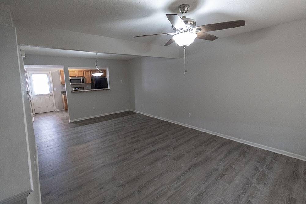 Columbia, MO 65202,3916 Snowy owl DR