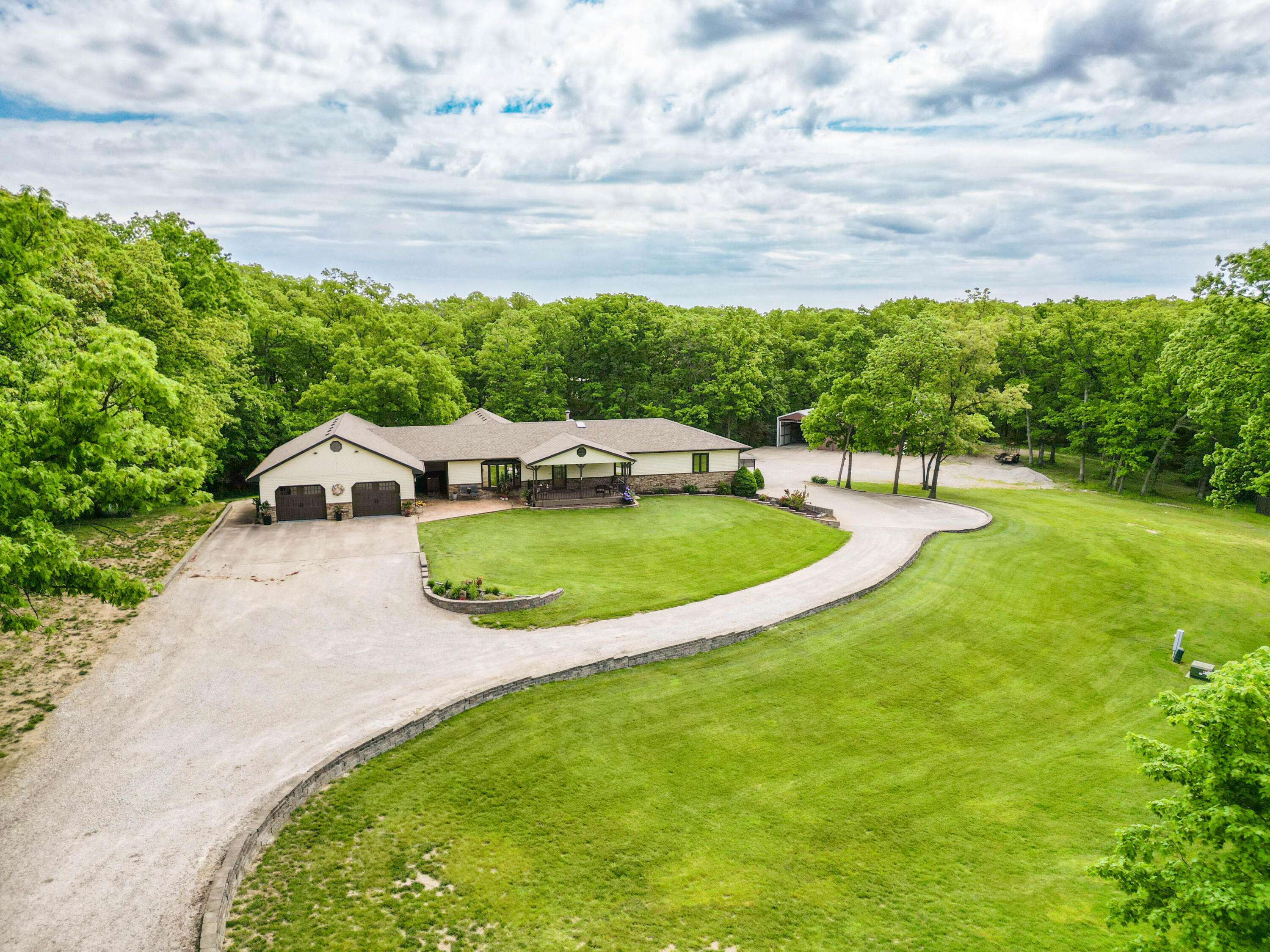 Harrisburg, MO 65256,12390 N Highway yy
