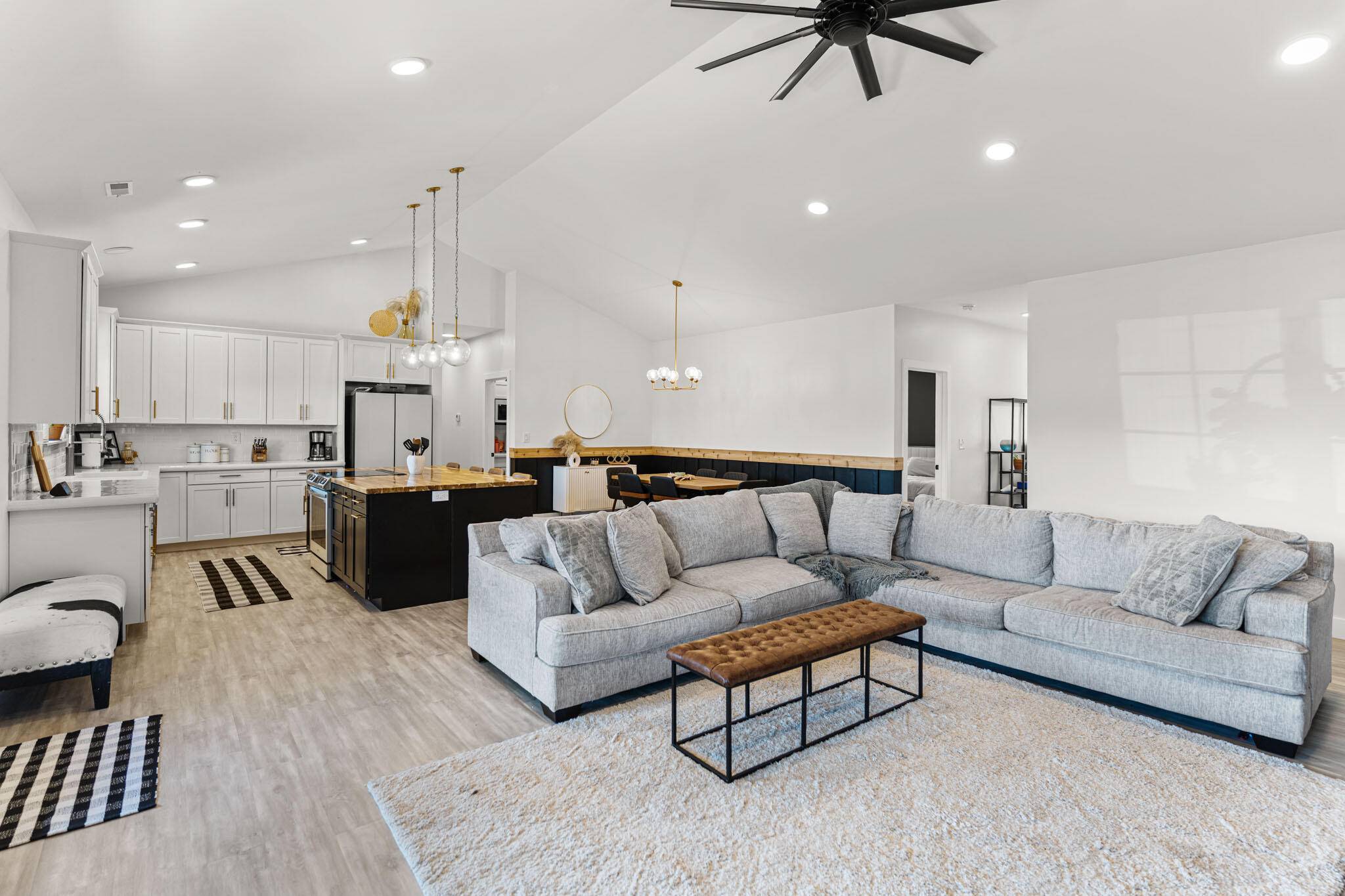 New Bloomfield, MO 65063,8430 Southfork LN