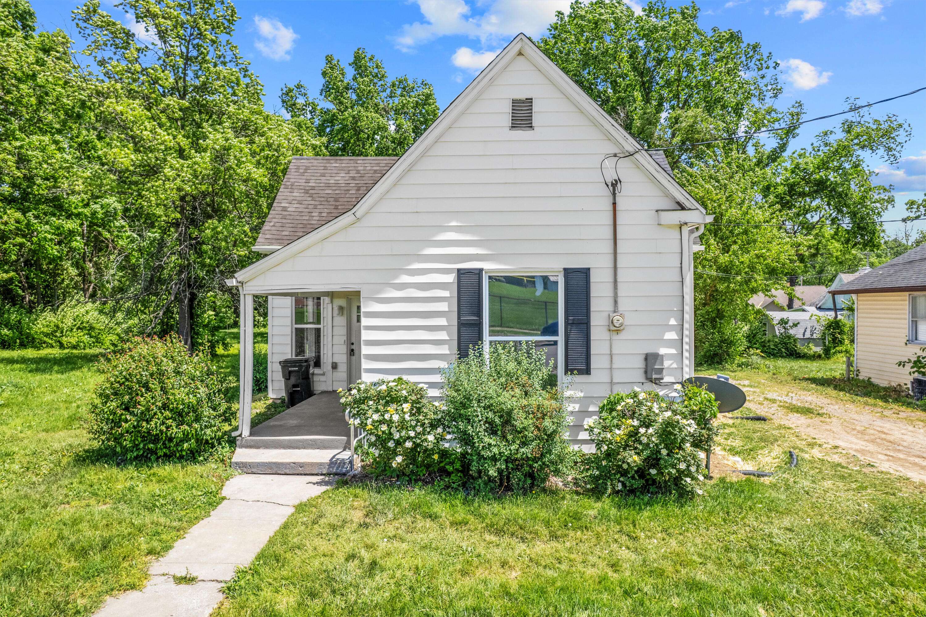 Columbia, MO 65201,906 N Seventh ST
