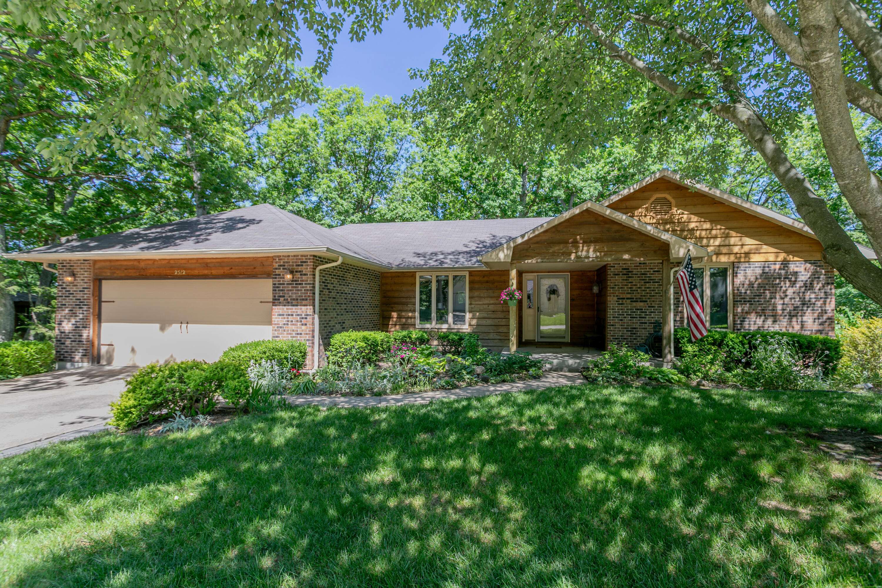 Columbia, MO 65203,2512 Cimarron DR