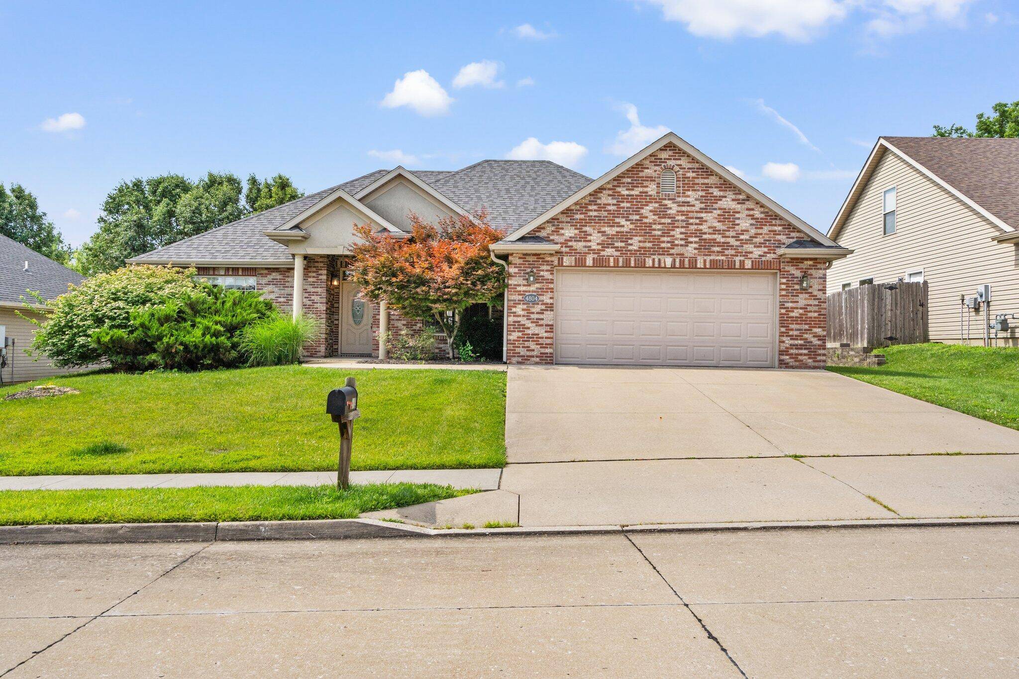 Columbia, MO 65203,4804 Cedar coals CT