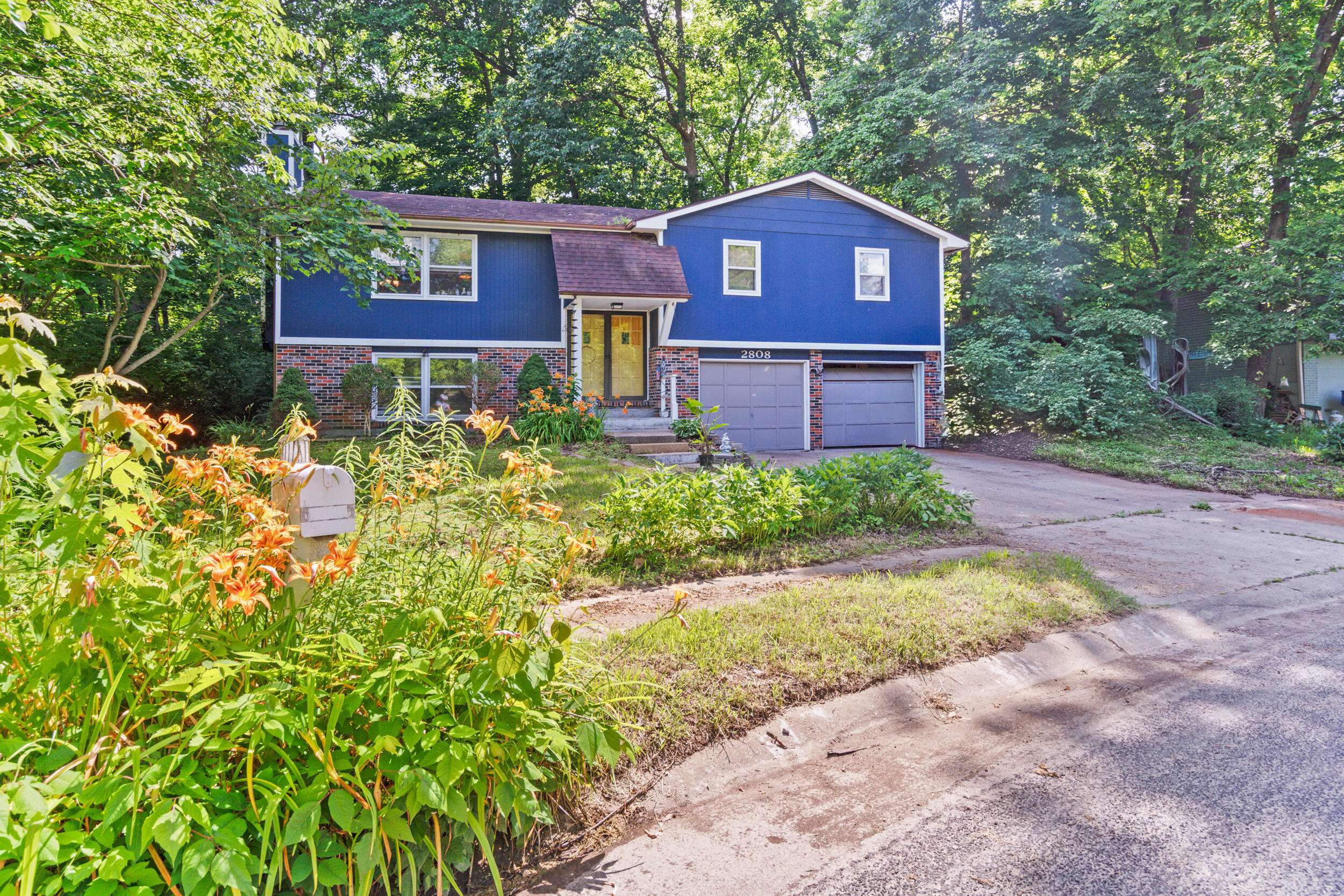 Columbia, MO 65202,2808 Pine DR