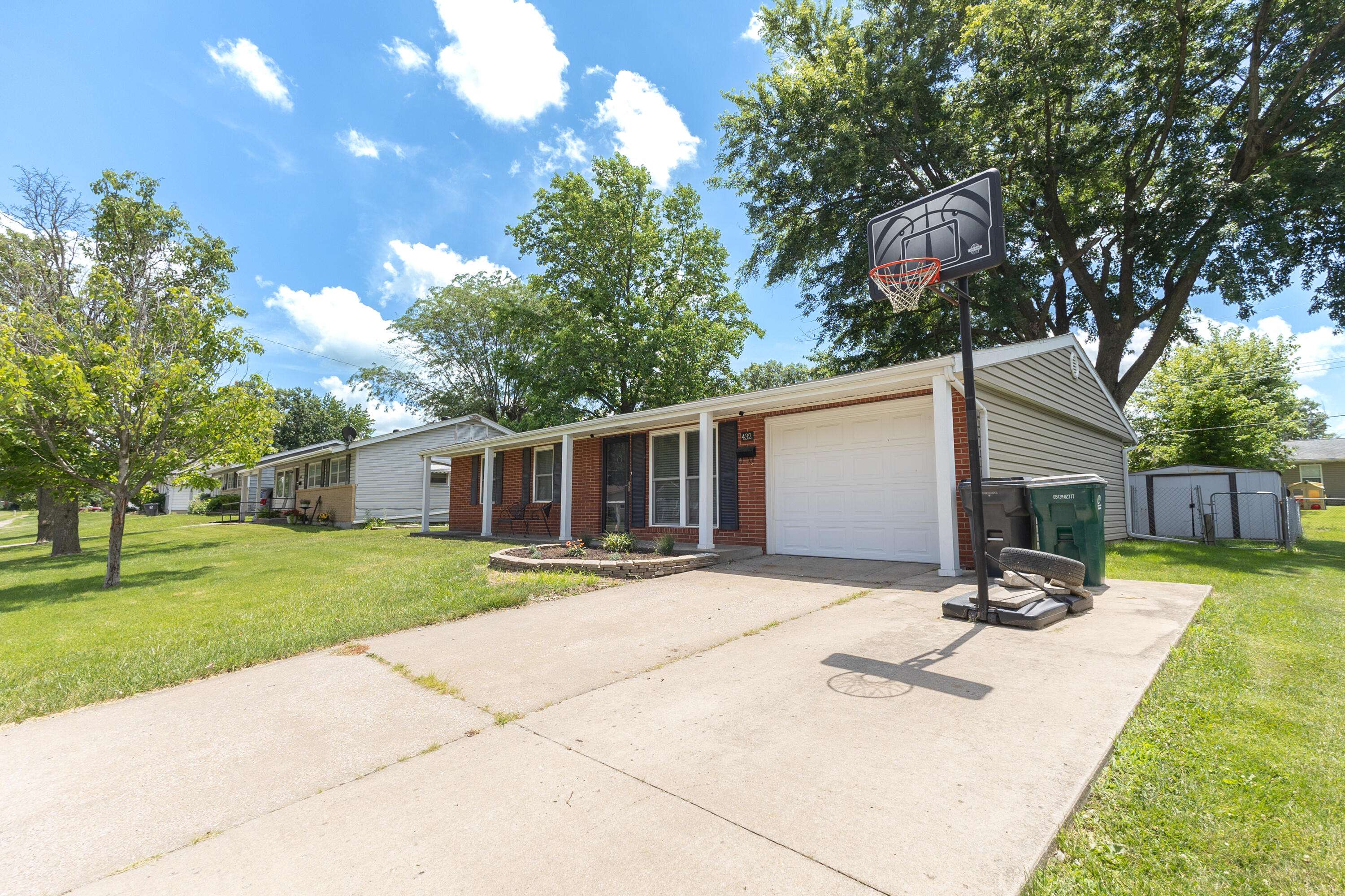 Moberly, MO 65270,432 Longview west