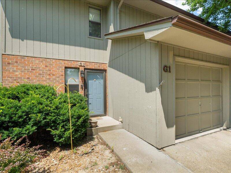 Columbia, MO 65203,2801 W Broadway #G-1