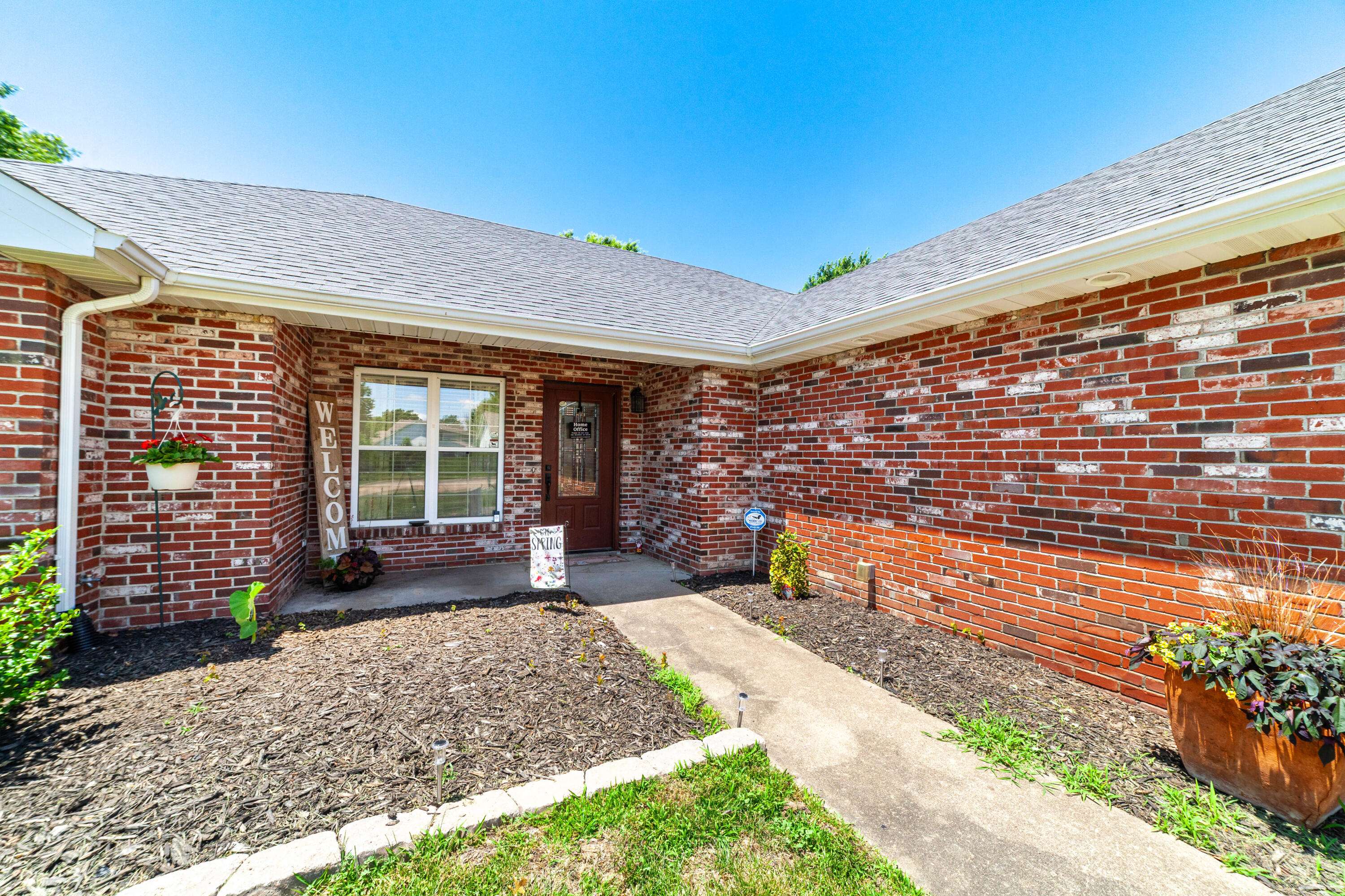 Ashland, MO 65010,605 Teakwood CT