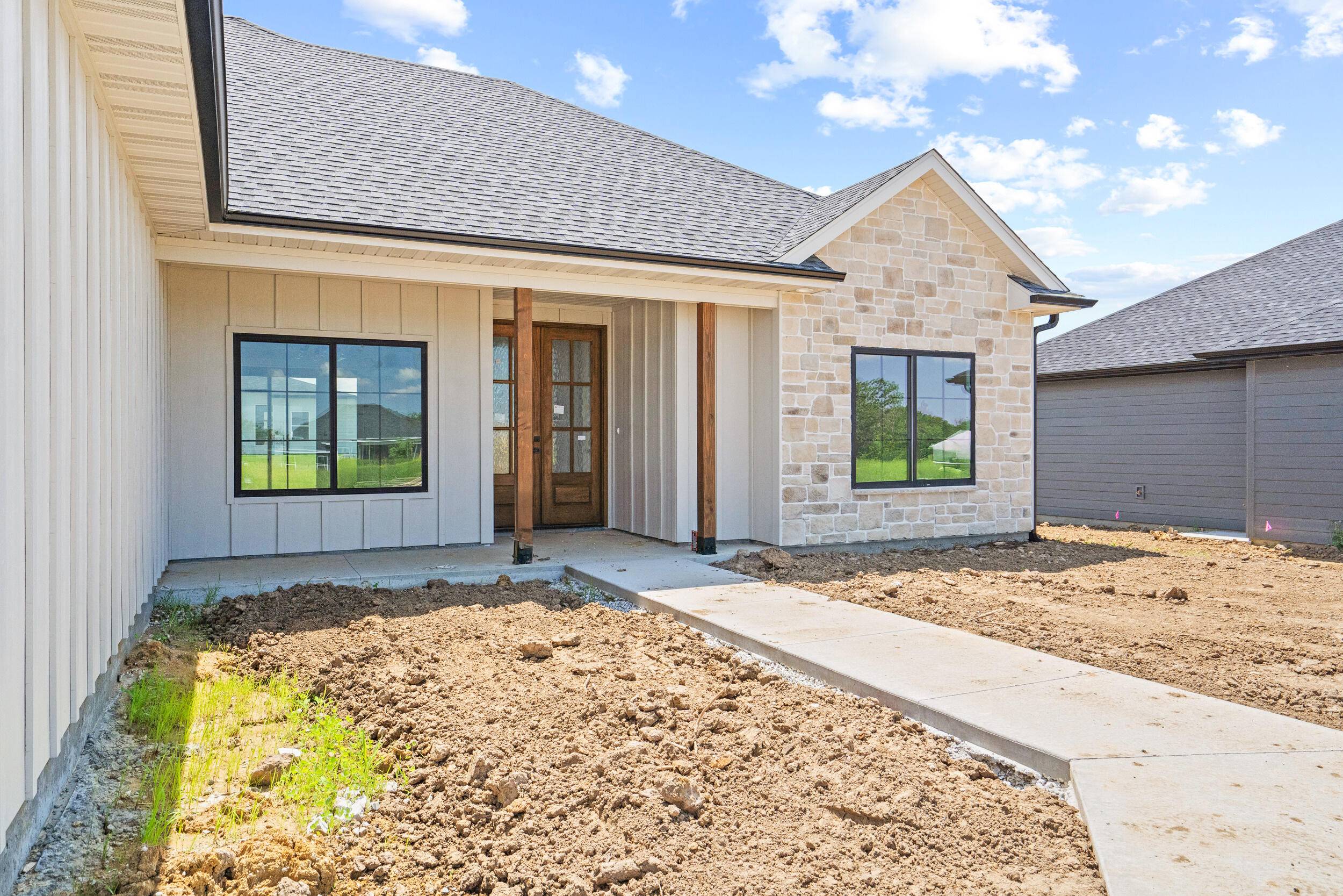 Columbia, MO 65201,1017 Brockton DR