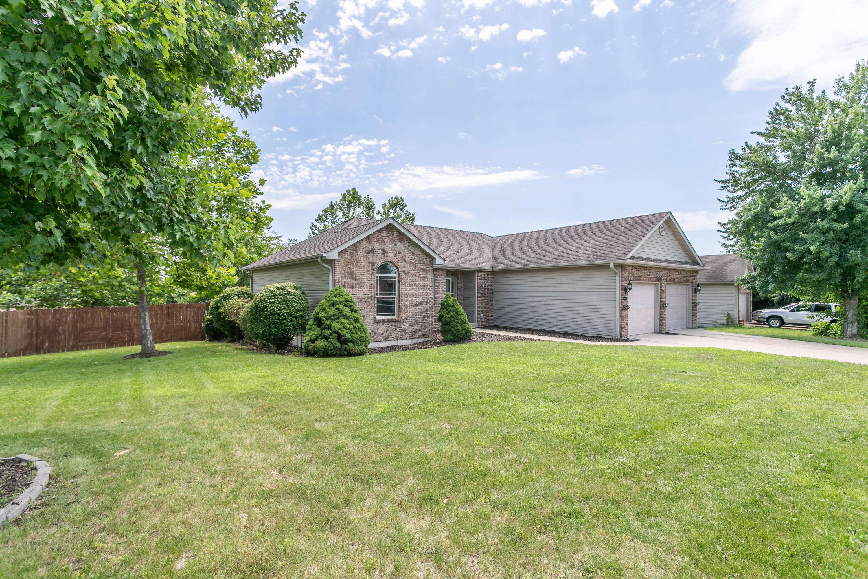 Columbia, MO 65202,4008 Iguana DR