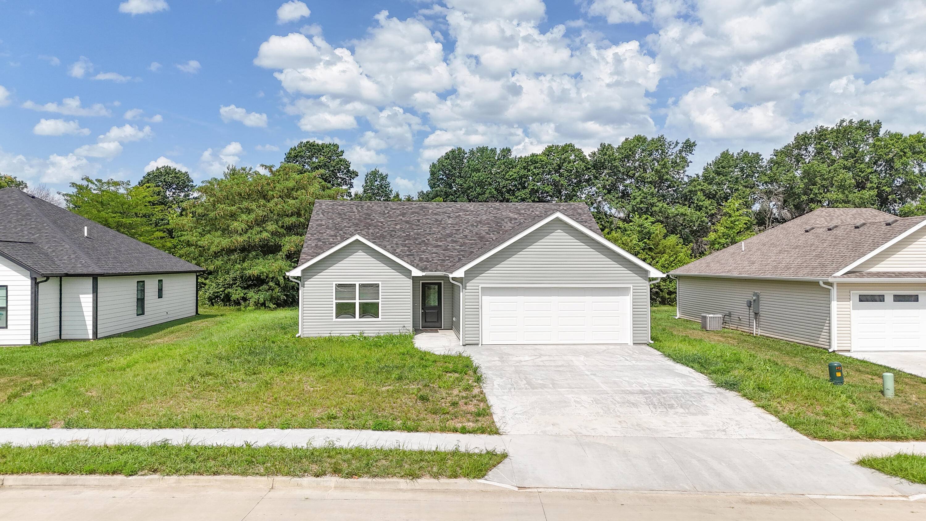Moberly, MO 65270,1203 Stonebridge LN