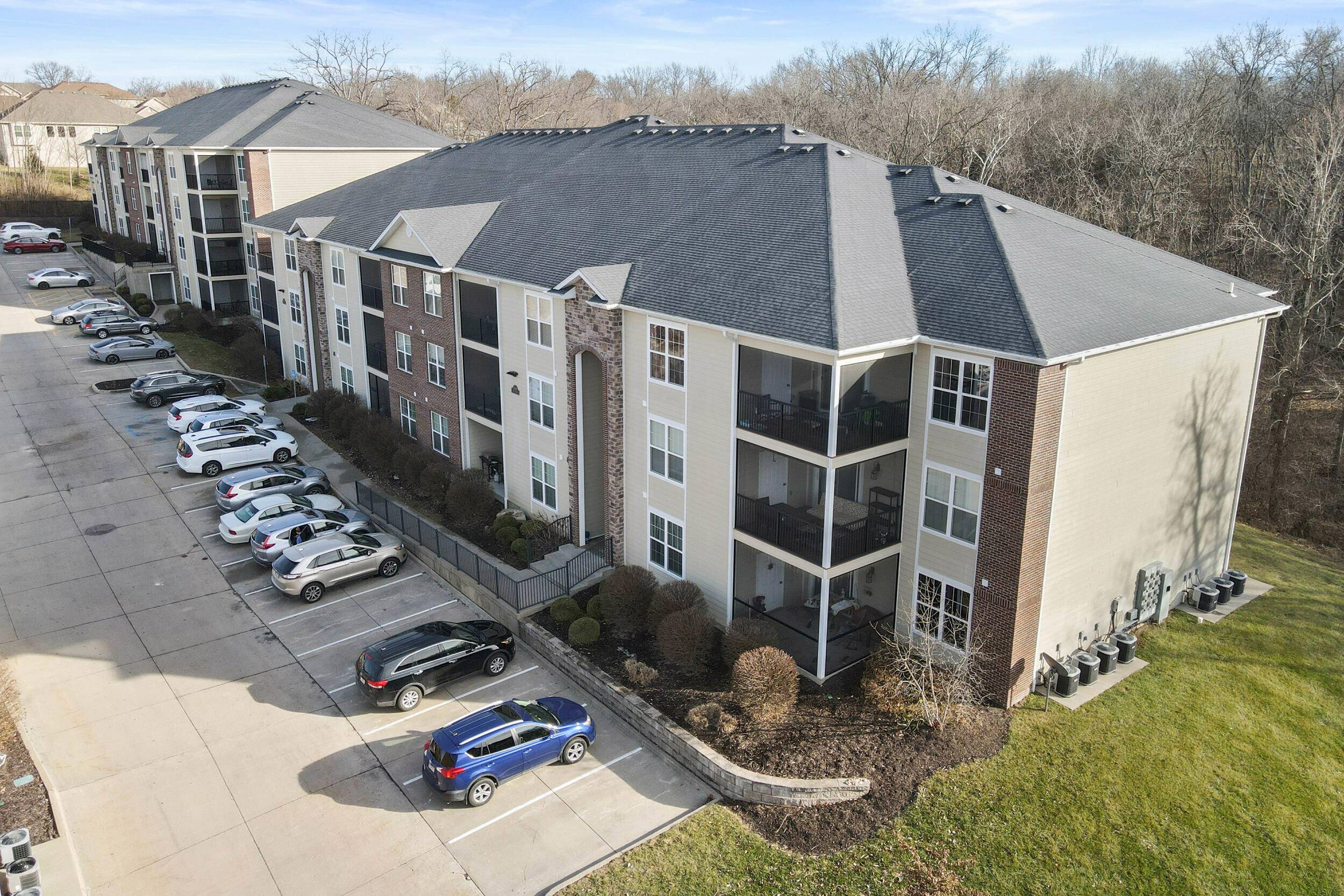 Columbia, MO 65203,4006 W Worley ST #302
