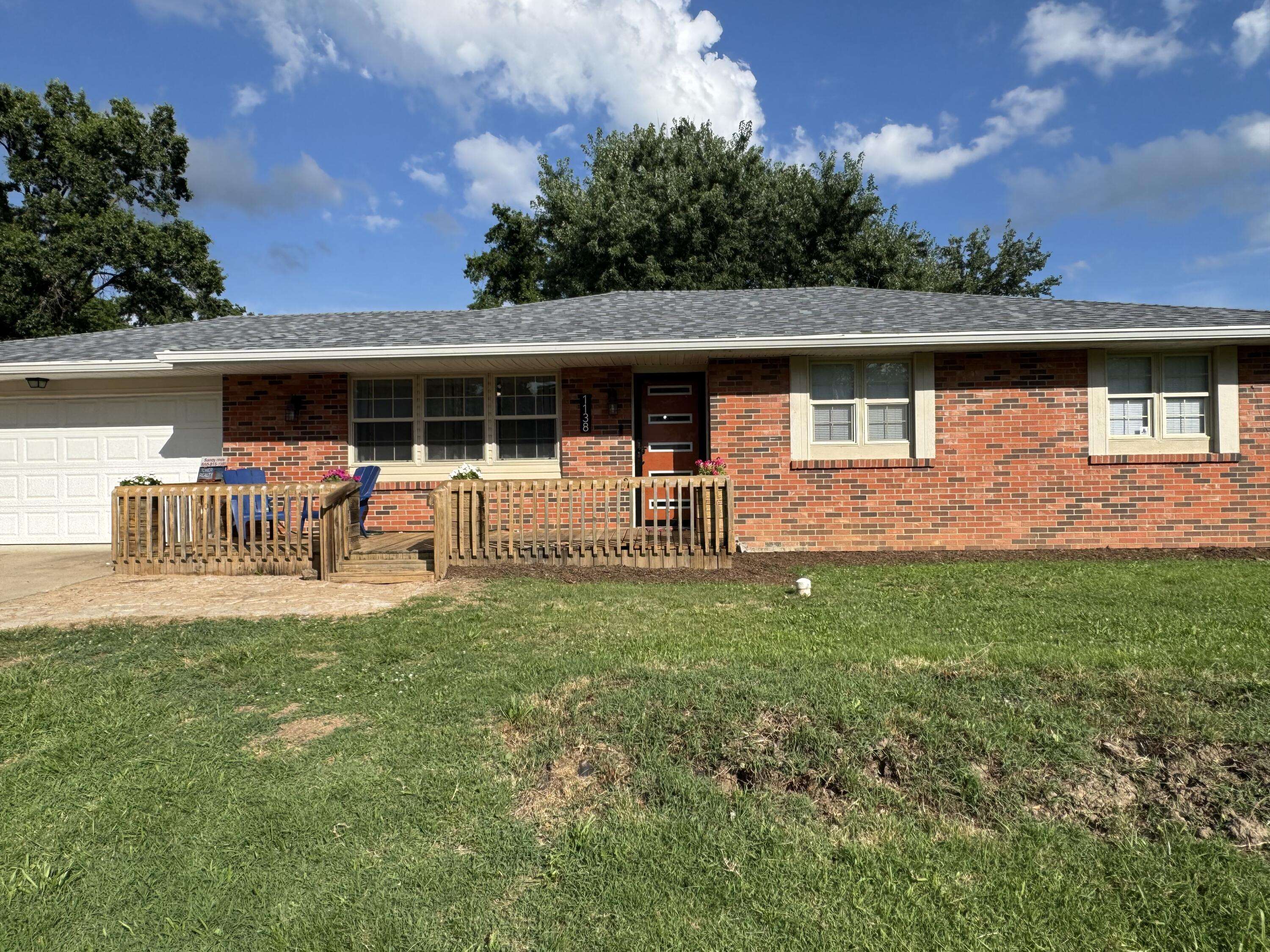 Columbia, MO 65201,1138 S El chaparral AVE