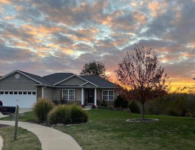 Columbia, MO 65202,3301 Snow leopard DR