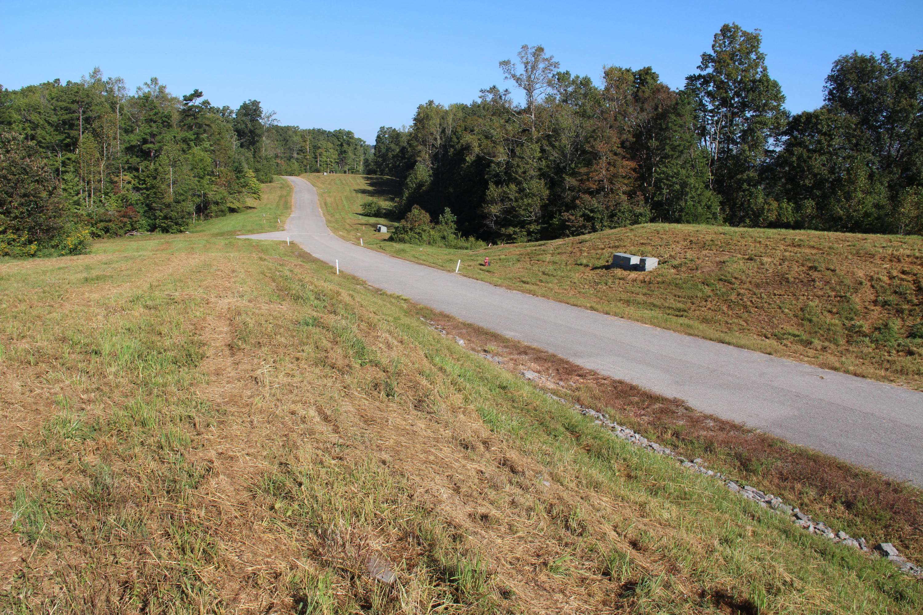 Lafollette, TN 37766,10 Old Hearth