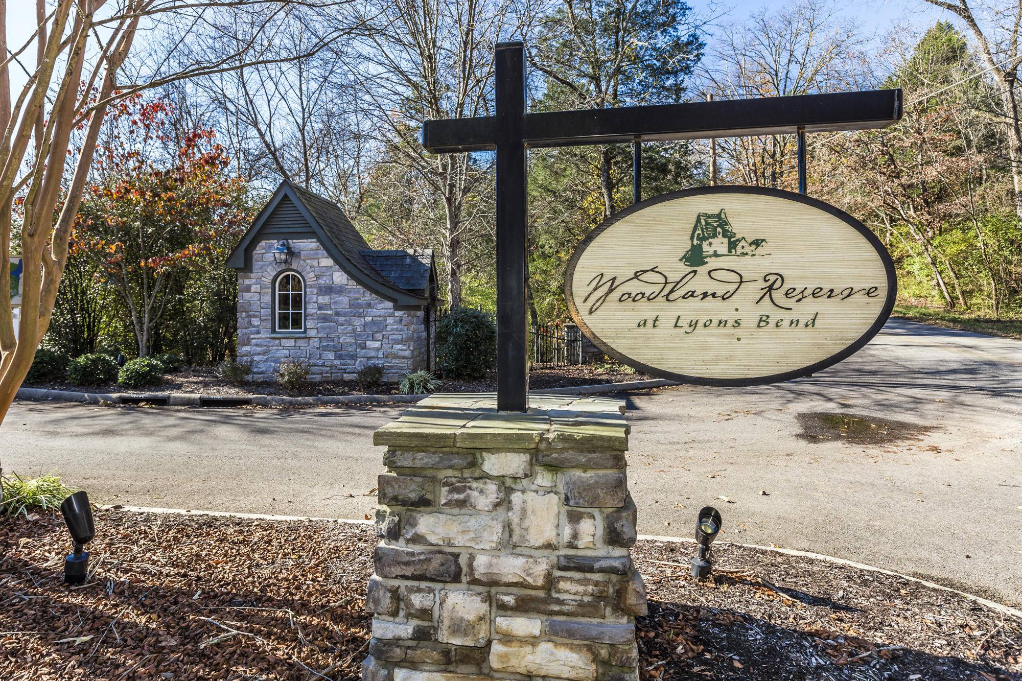 Knoxville, TN 37919,2210 Falcon Crest LN