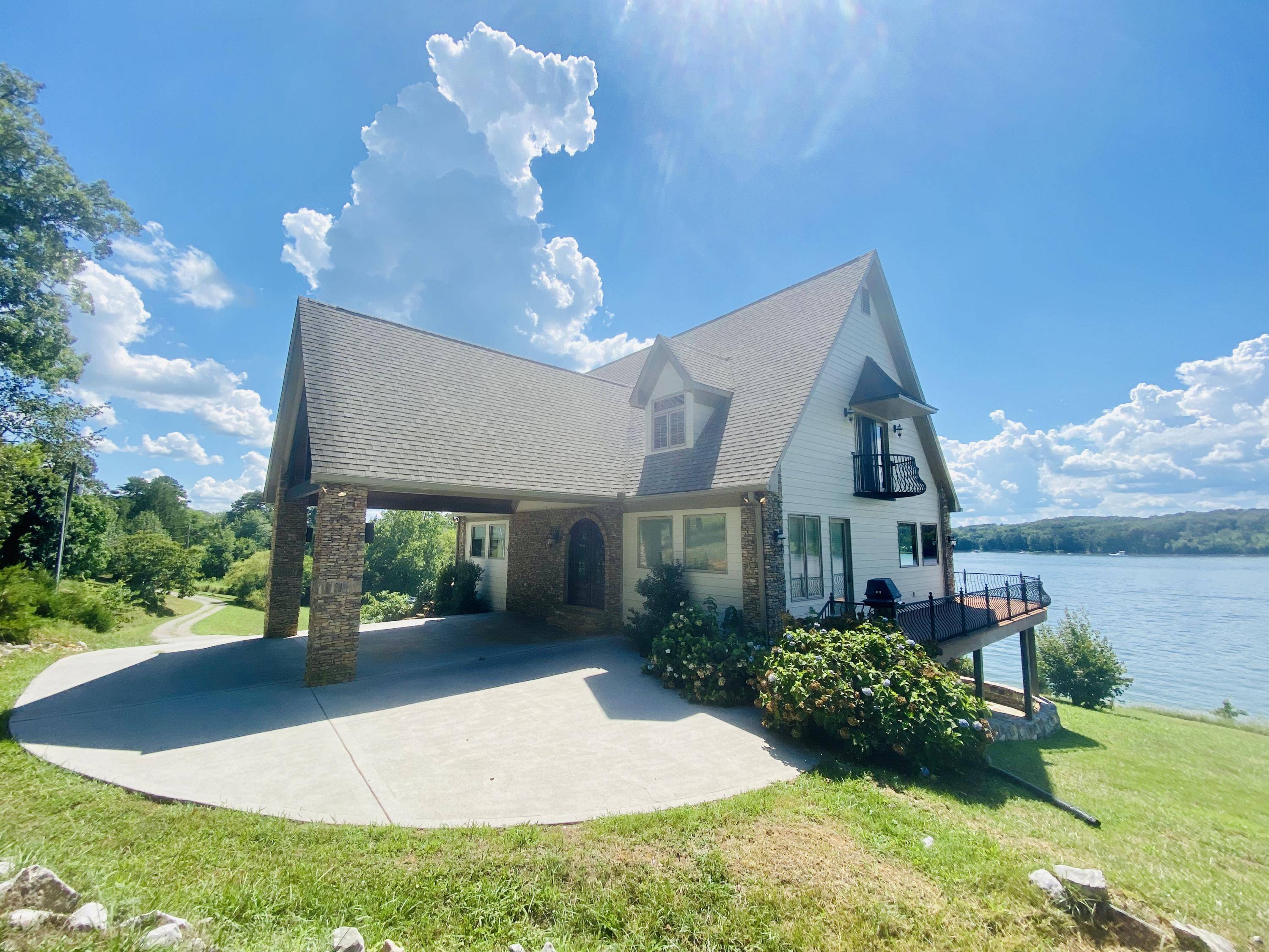 Friendsville, TN 37737,1045 Clayton DR