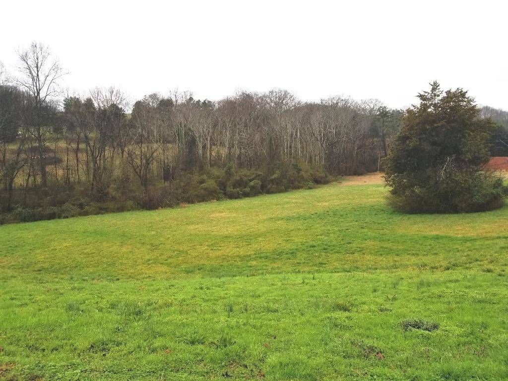 Loudon, TN 37774,5524 Maple Hill Rd