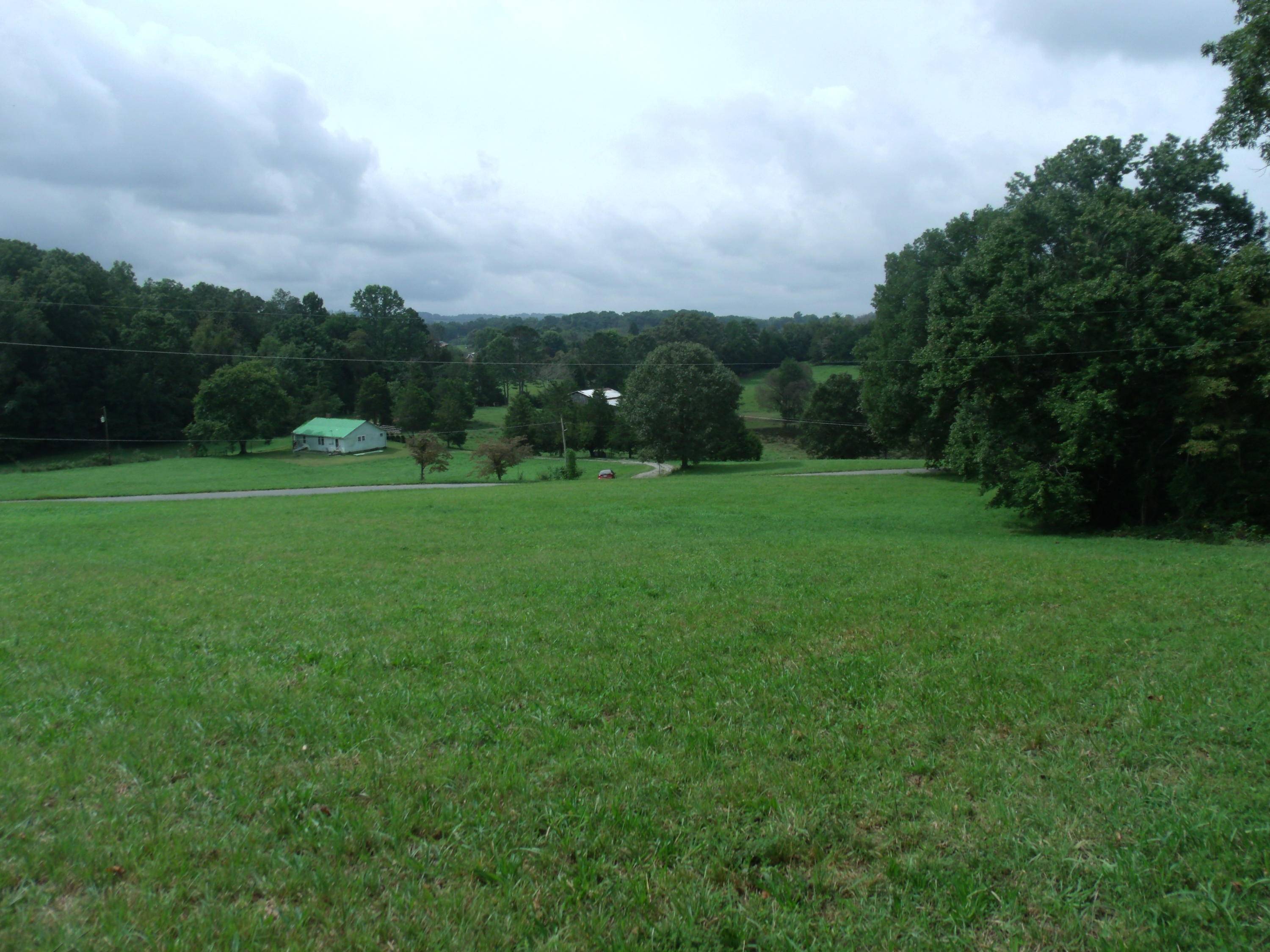 Tazewell, TN 37879,817 Jim Pressnell Rd