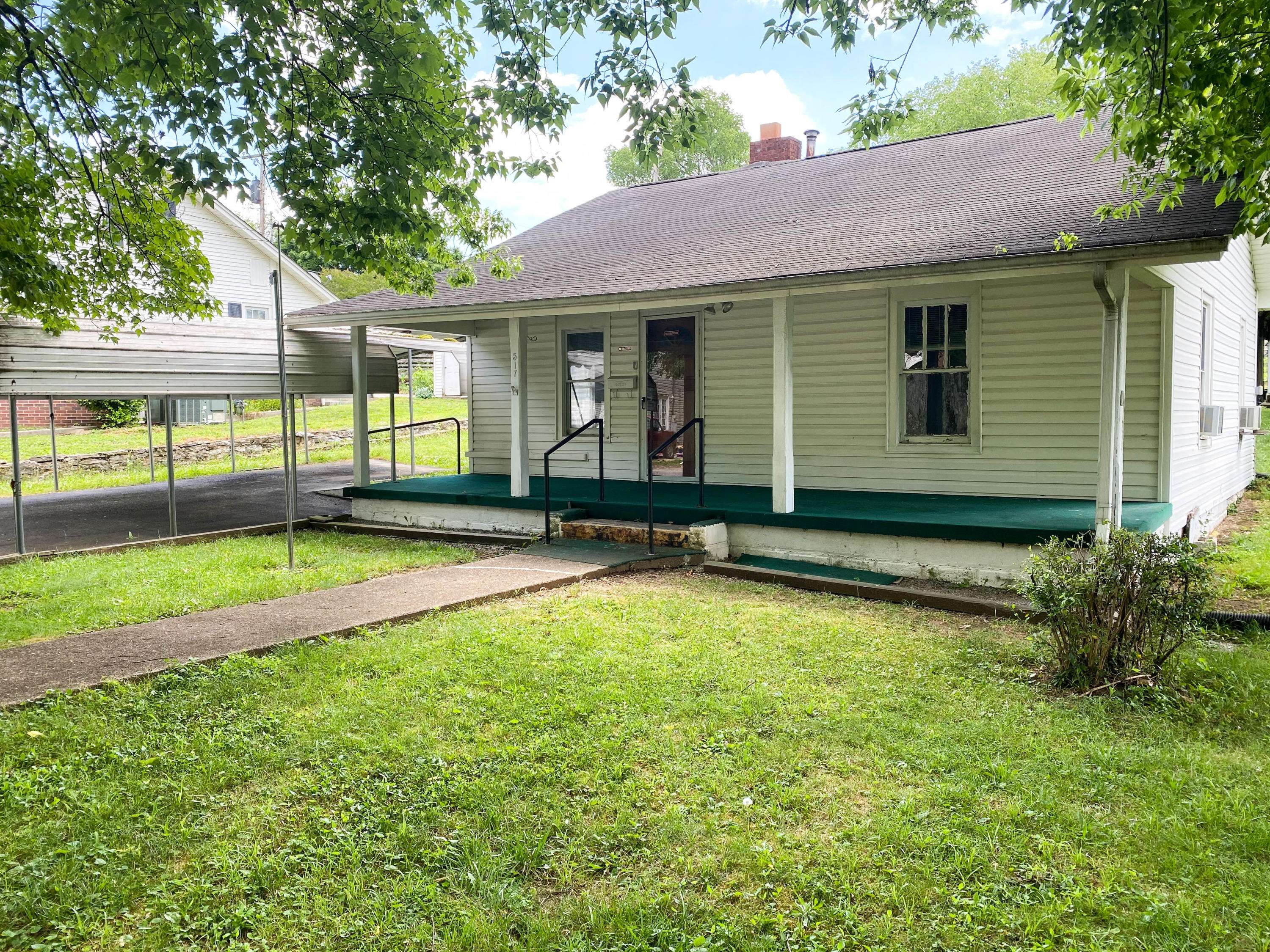 Clinton, TN 37716,517 Hendrickson St