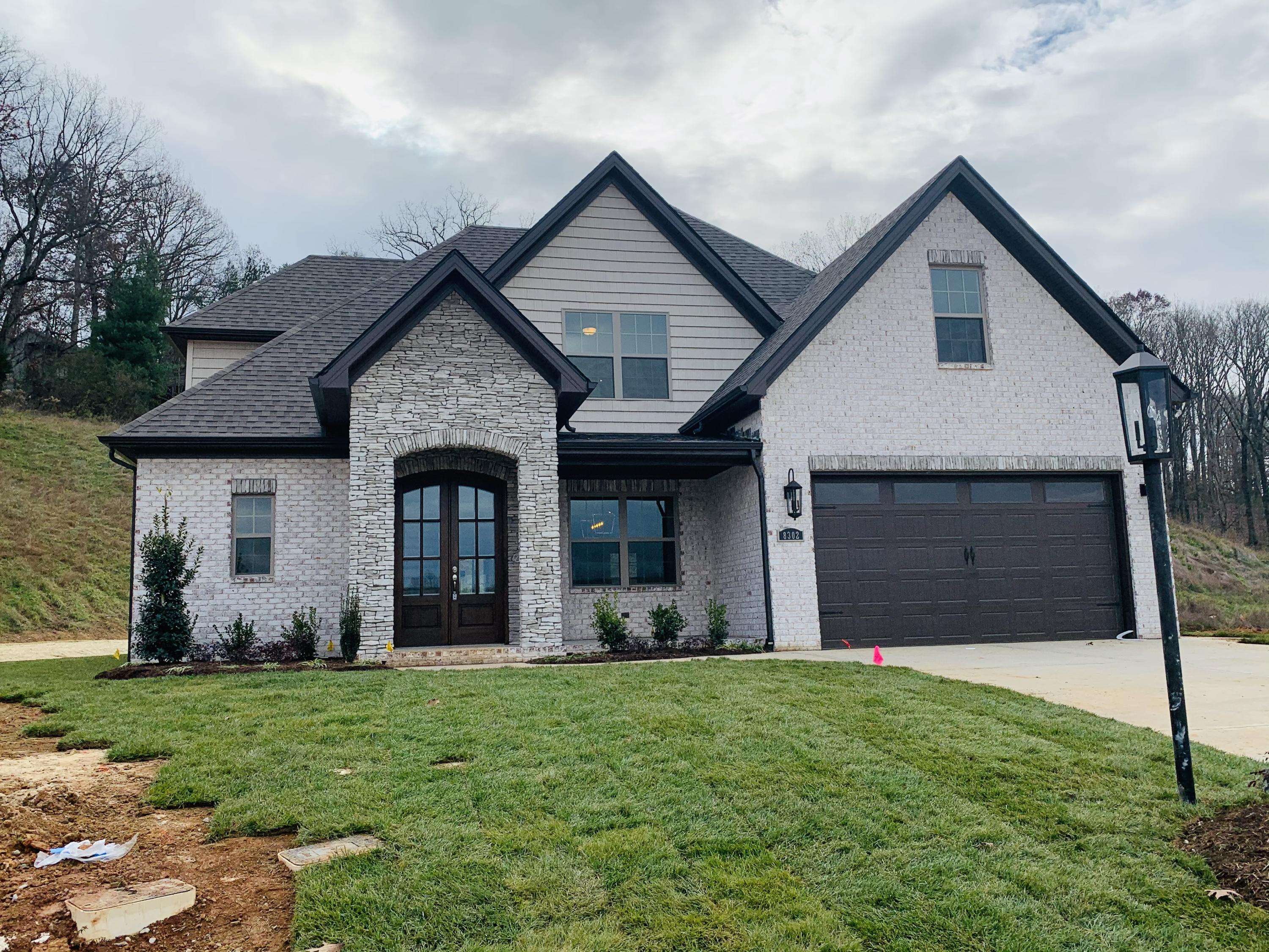 Knoxville, TN 37923,8302 English Hill LN