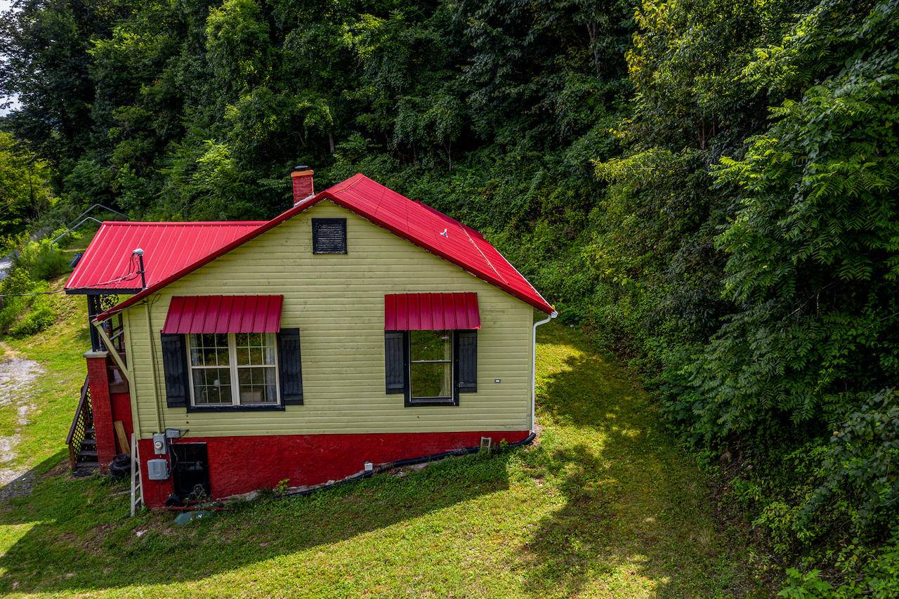 Eidson, TN 37731,9950 Chestnut Ridge Rd