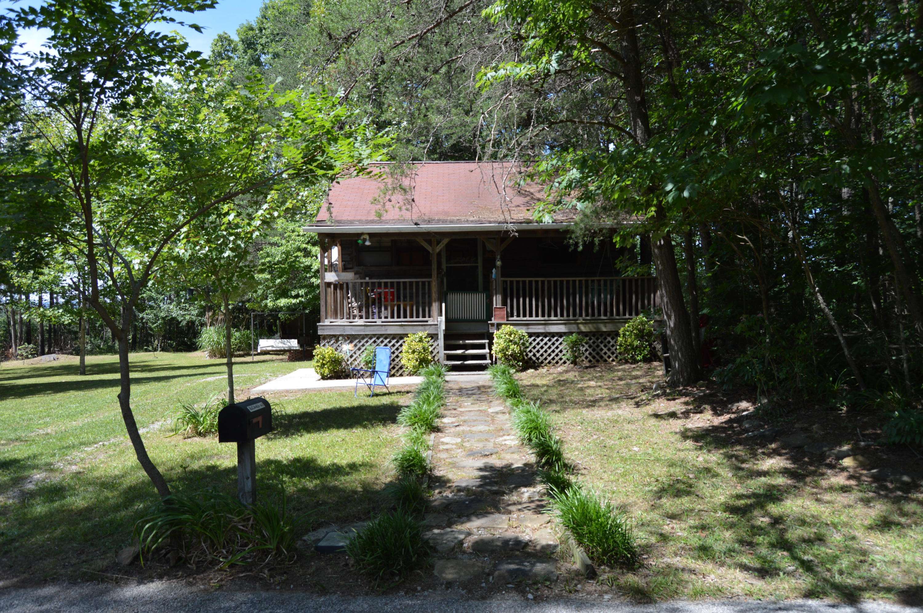 Spencer, TN 38585,142 Vernon LN