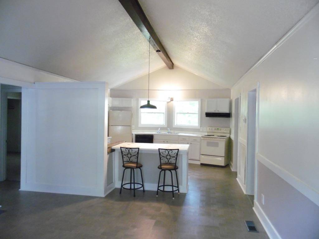 Crossville, TN 38558,112 Jasper DR