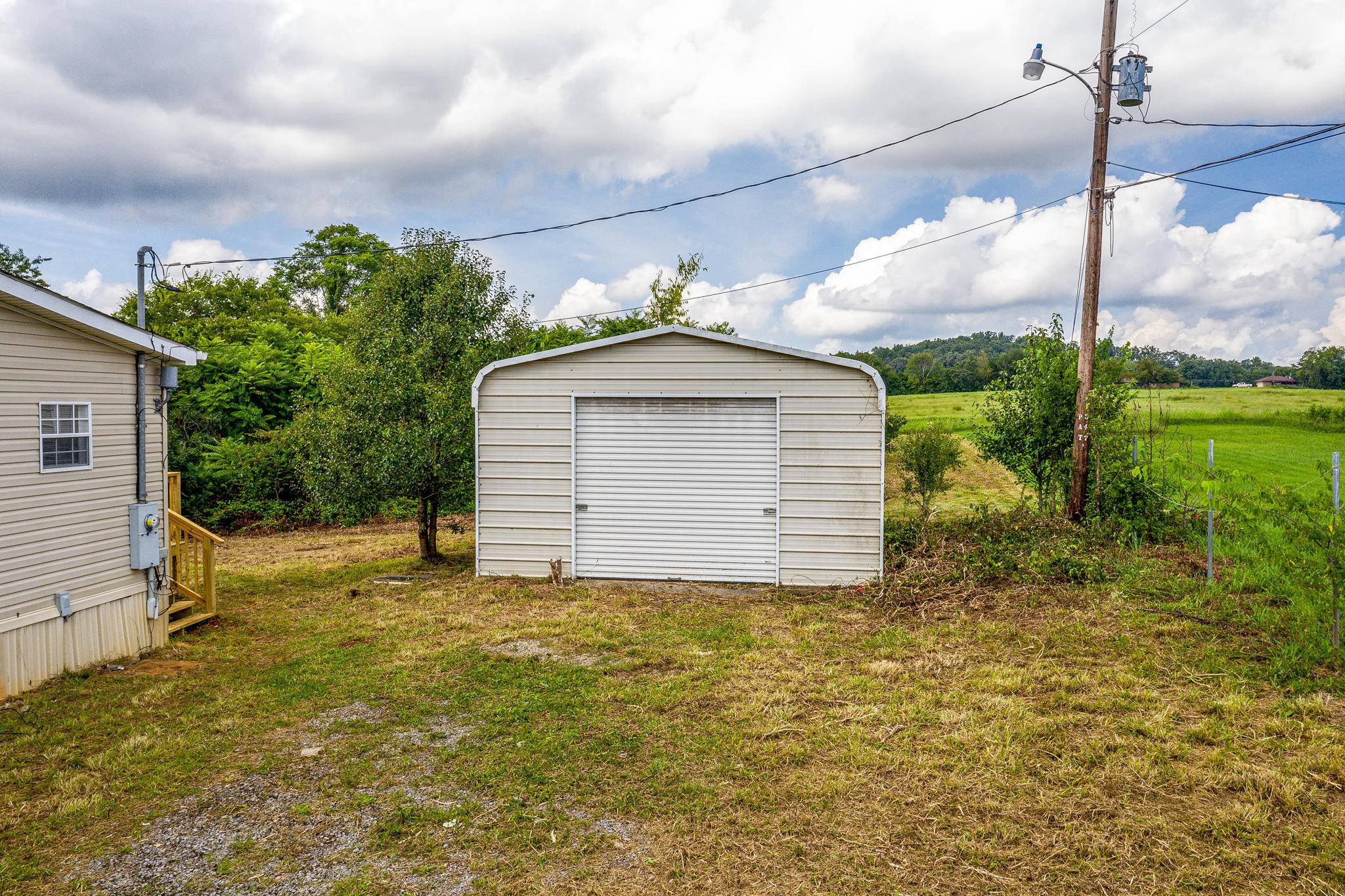 Morristown, TN 37813,915 Drew DR