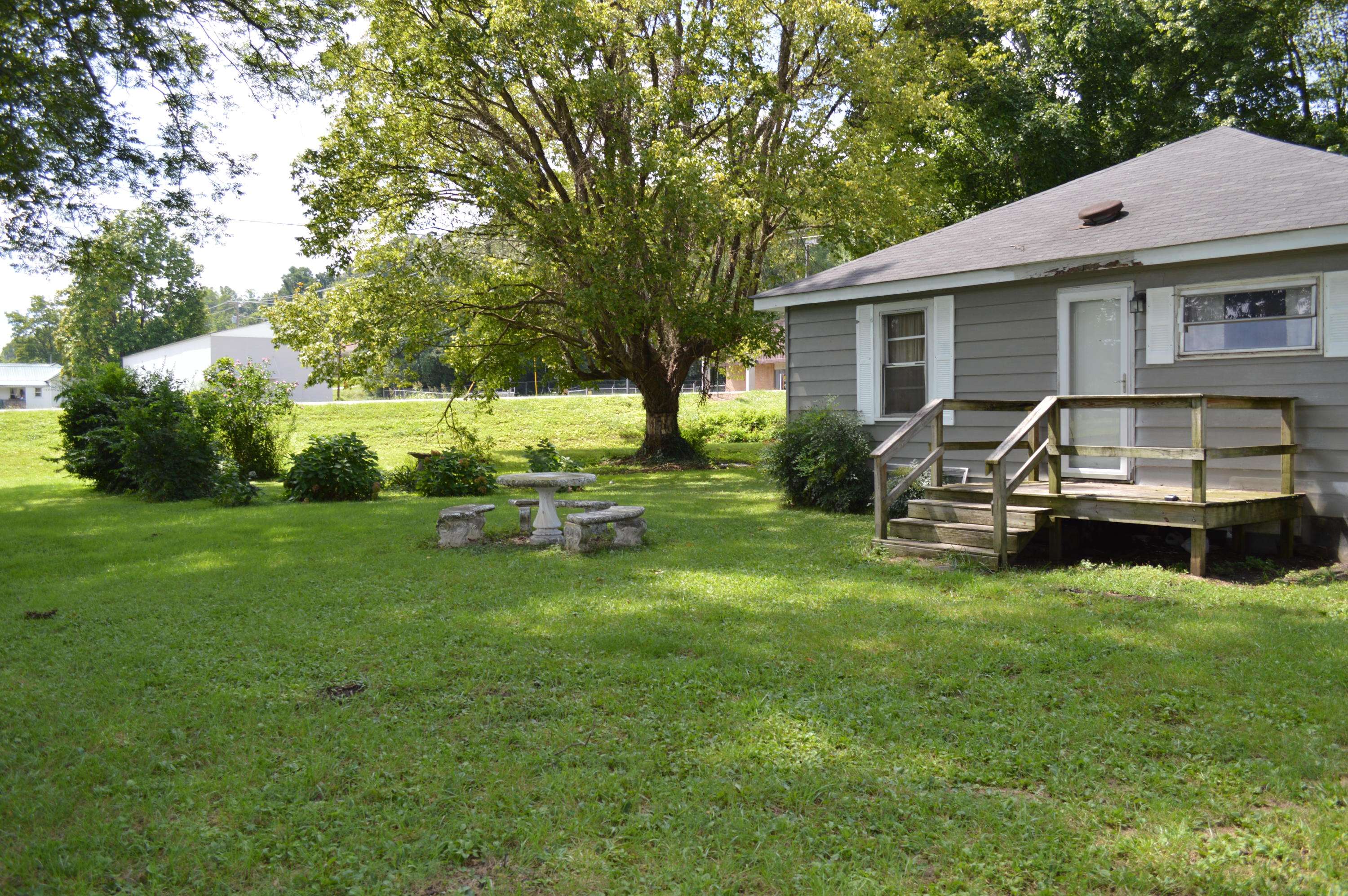 Rockwood, TN 37854,128/130 S. Wilder Ave