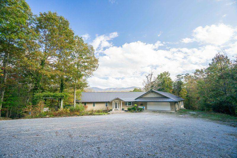 Tellico Plains, TN 37385,462 Old Furnace Rd