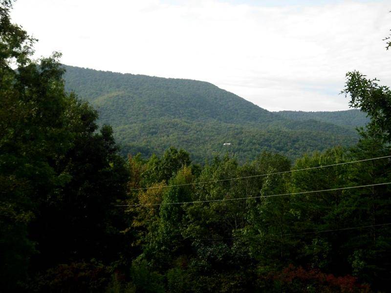 Tellico Plains, TN 37385,462 Smithfield Rd