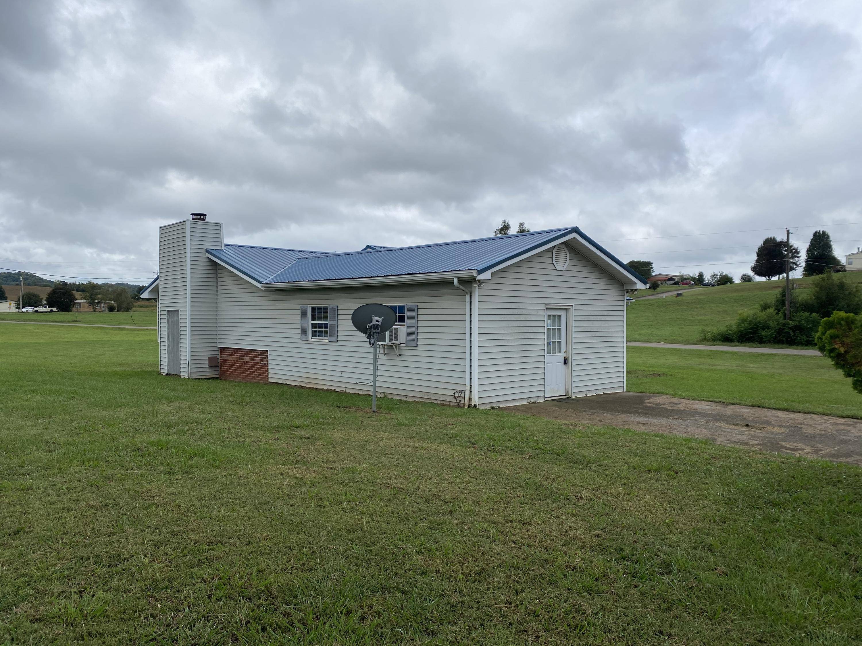 Sweetwater, TN 37874,104 Meadow Brook Rd