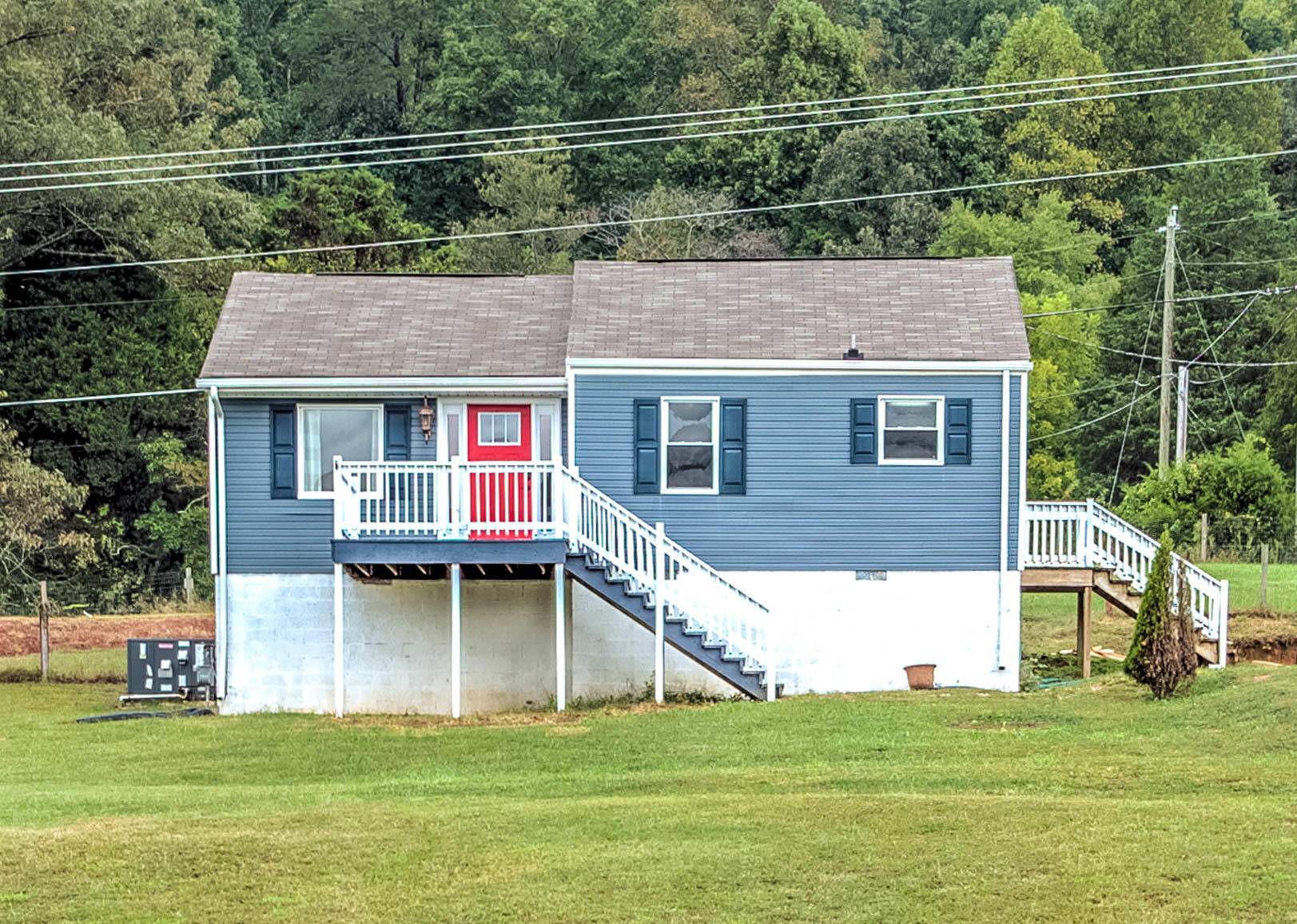 Clinton, TN 37716,107 Fox LN