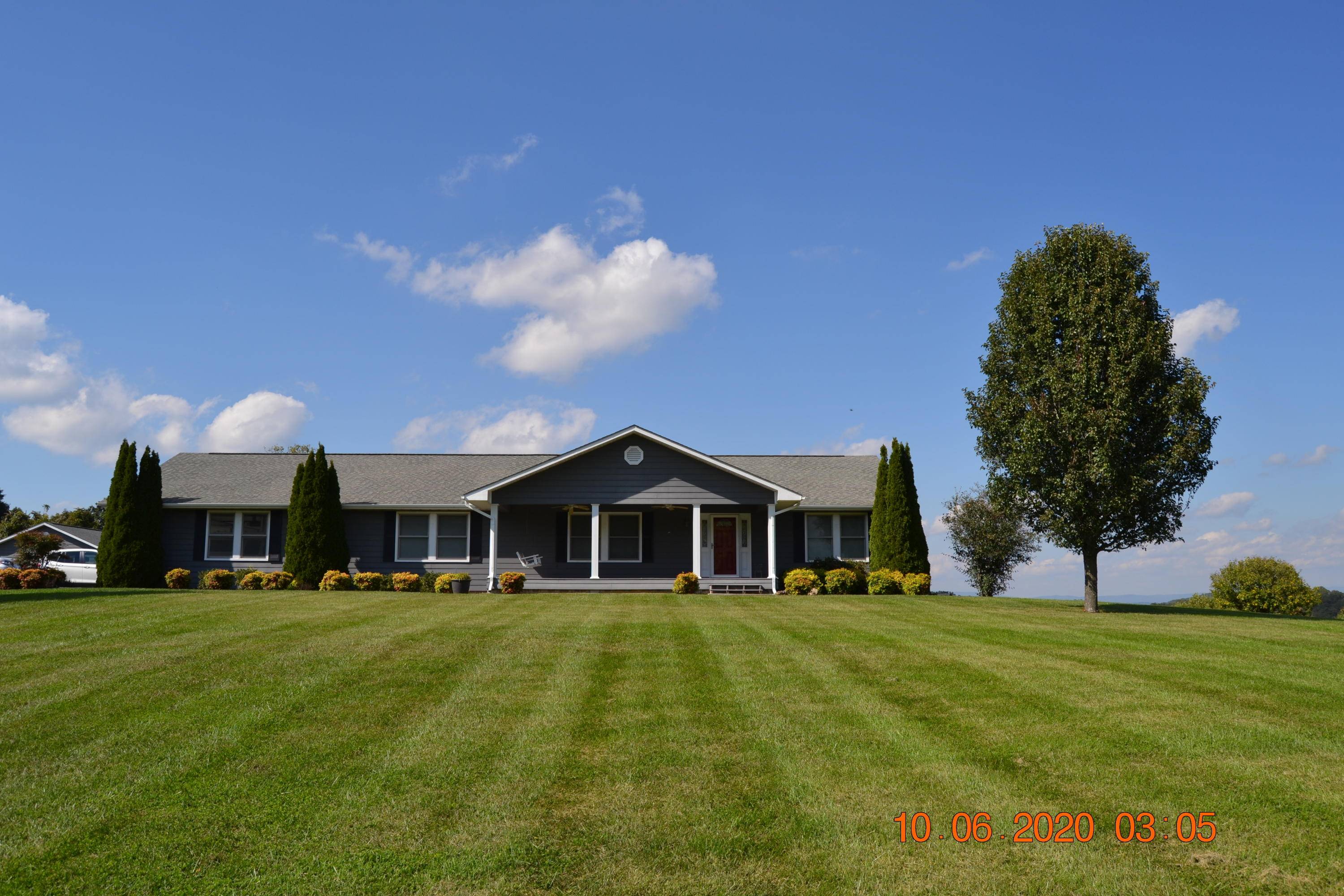 Maynardville, TN 37807,976 Fox Hunter Rd