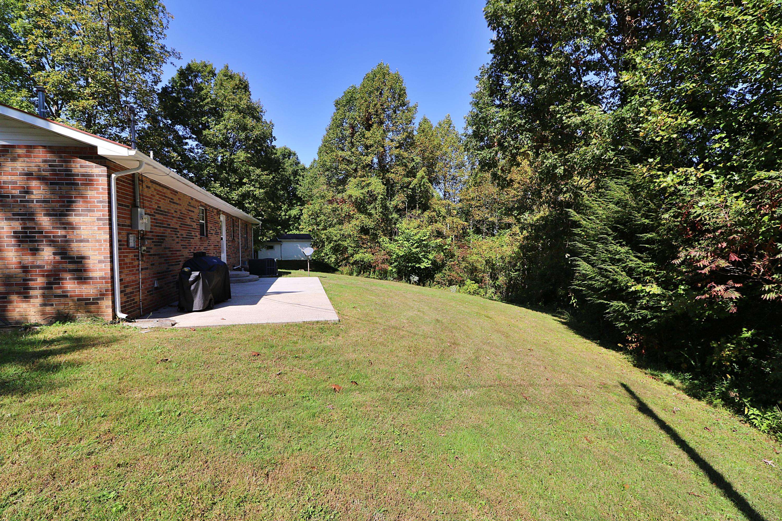 Oneida, TN 37841,162 Scott DR