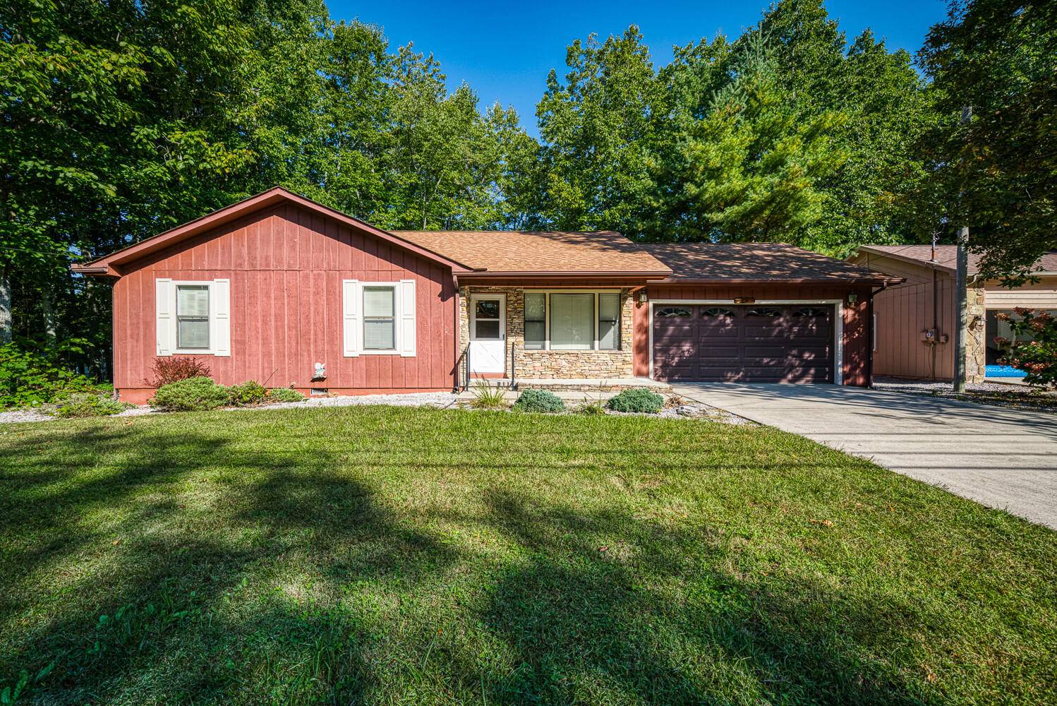 Crossville, TN 38558,337 Lakeview Drive