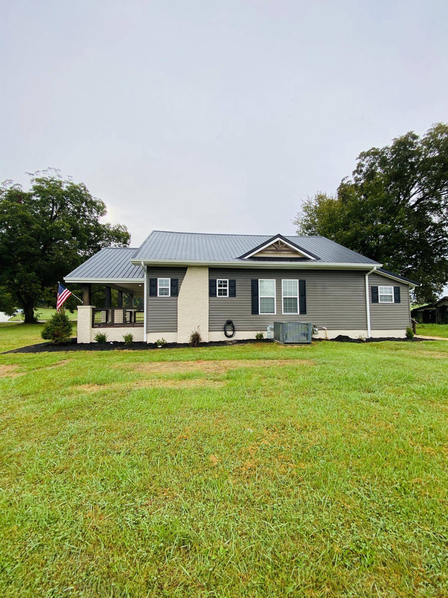 Sweetwater, TN 37874,494 Old Loudon Rd