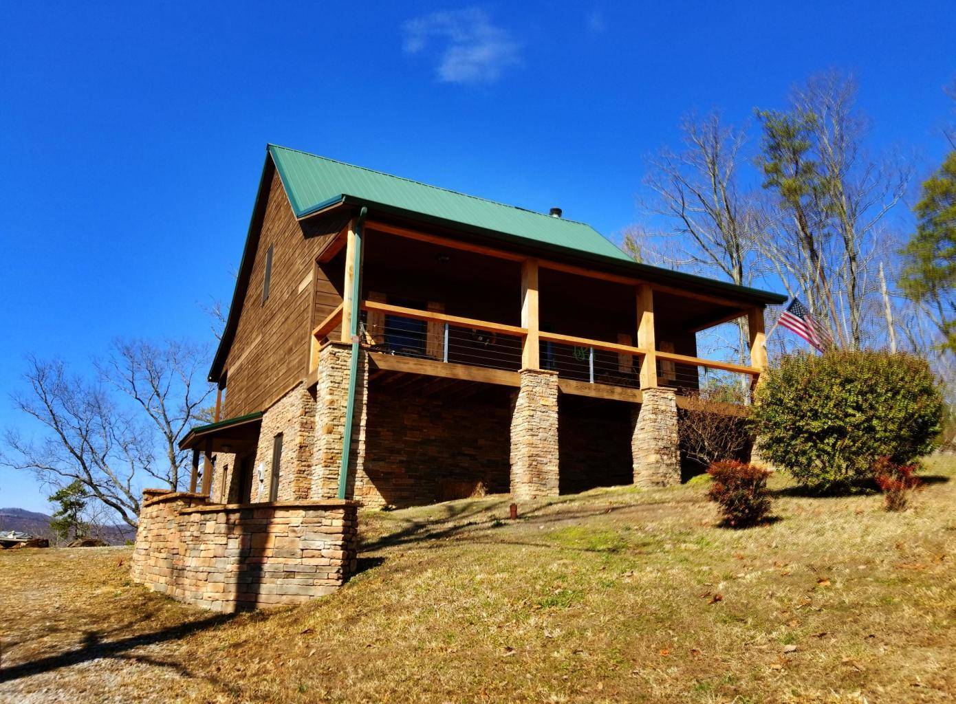 Tellico Plains, TN 37385,501 Ivy Tr