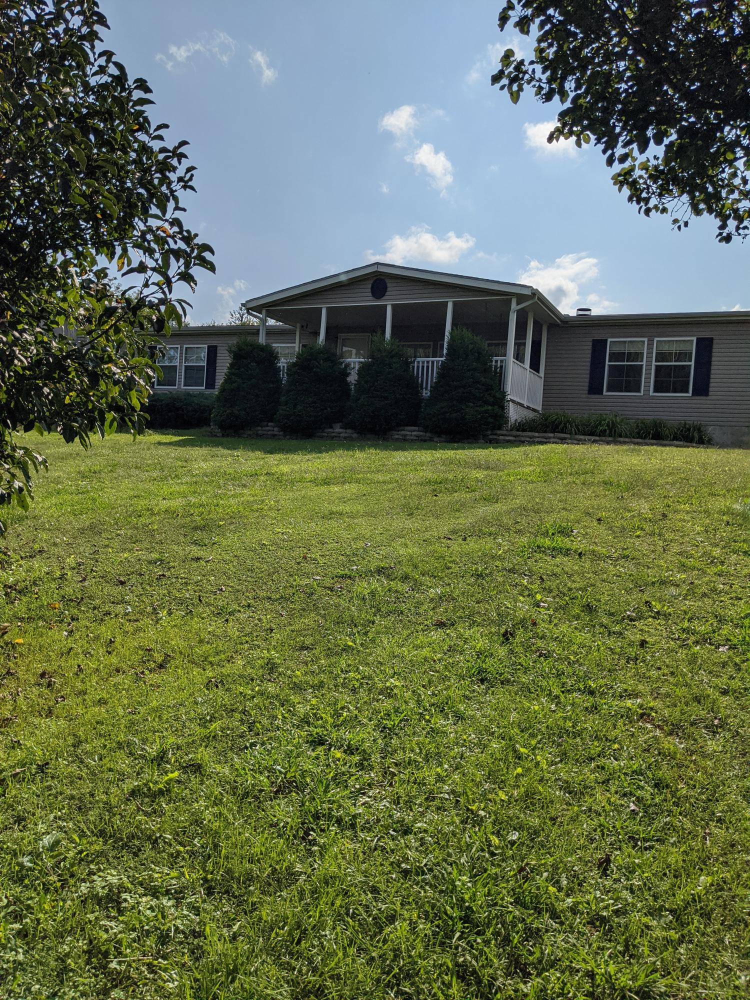 Cosby, TN 37722,2779 Autumn Woods WAY