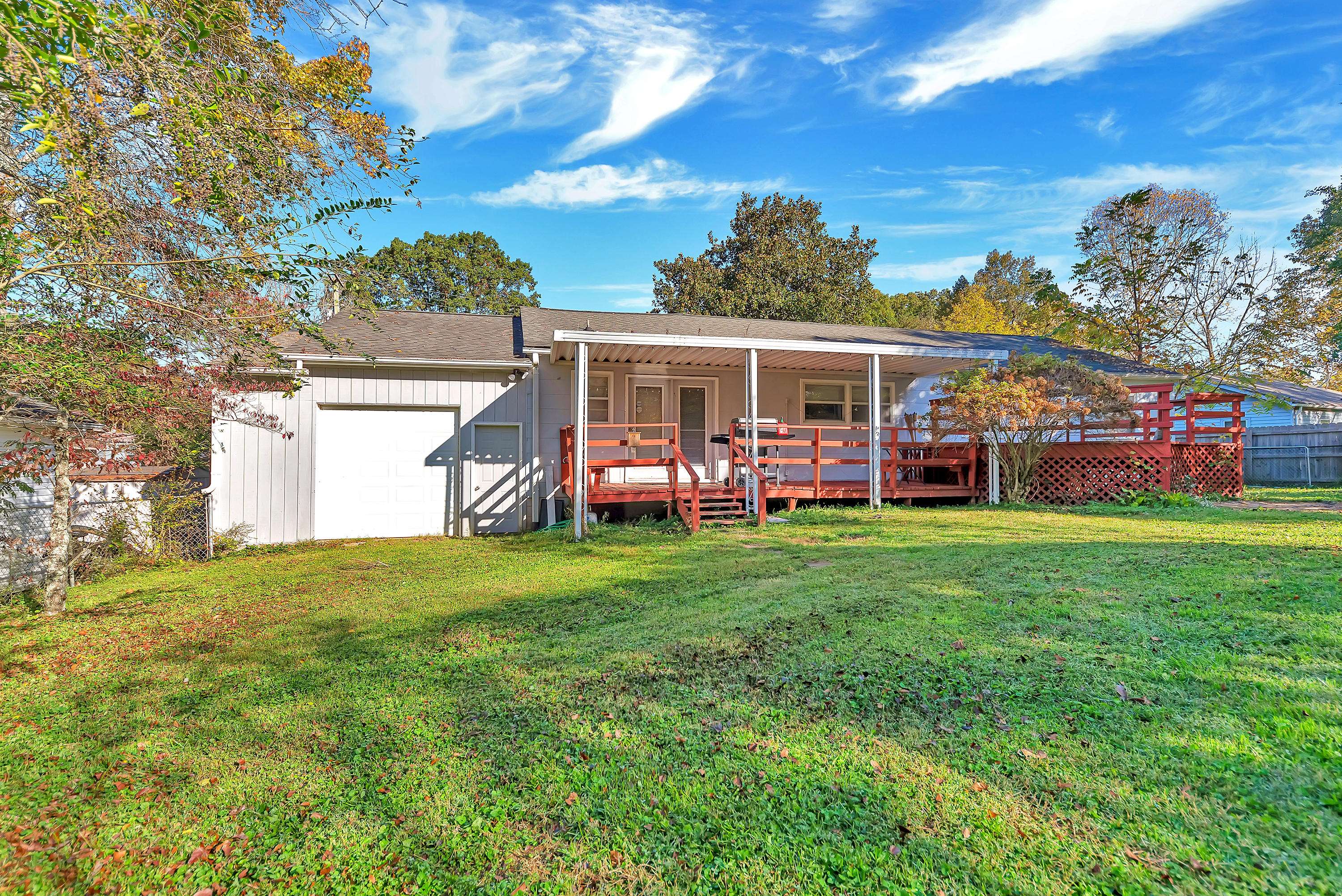 Oliver Springs, TN 37840,307 Ridgeview DR