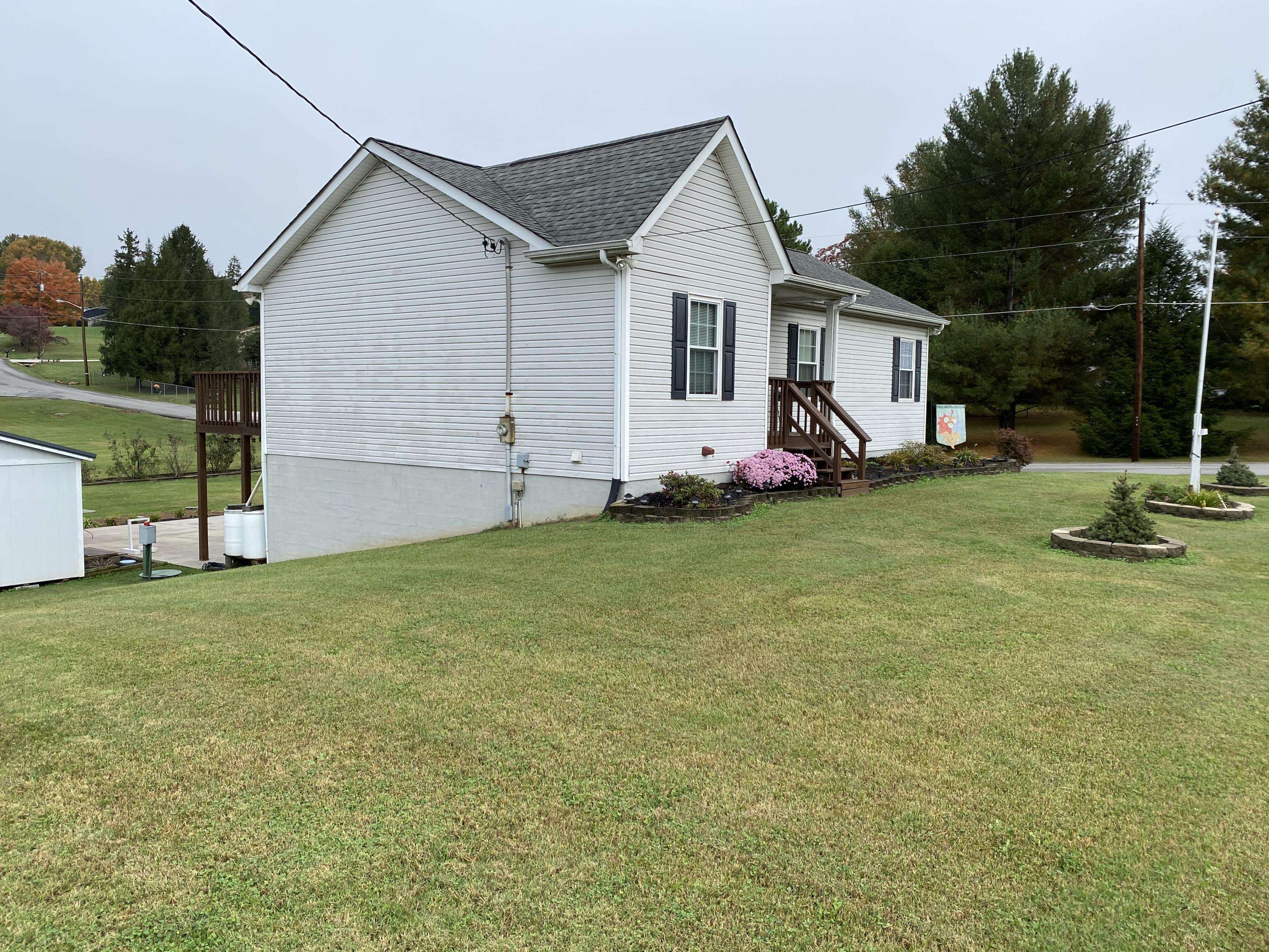 Corryton, TN 37721,1602 Tazewell PIKE